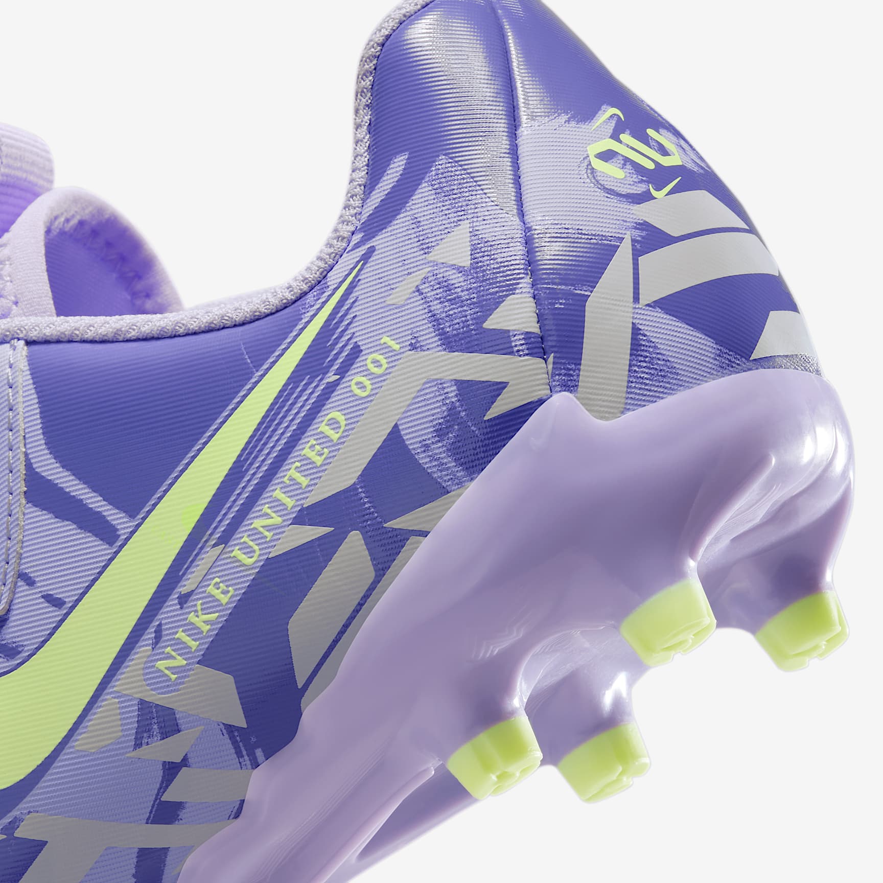 Nike United Jr. Phantom GX 2 Academy Big Kids' MG Low-Top Soccer Cleats