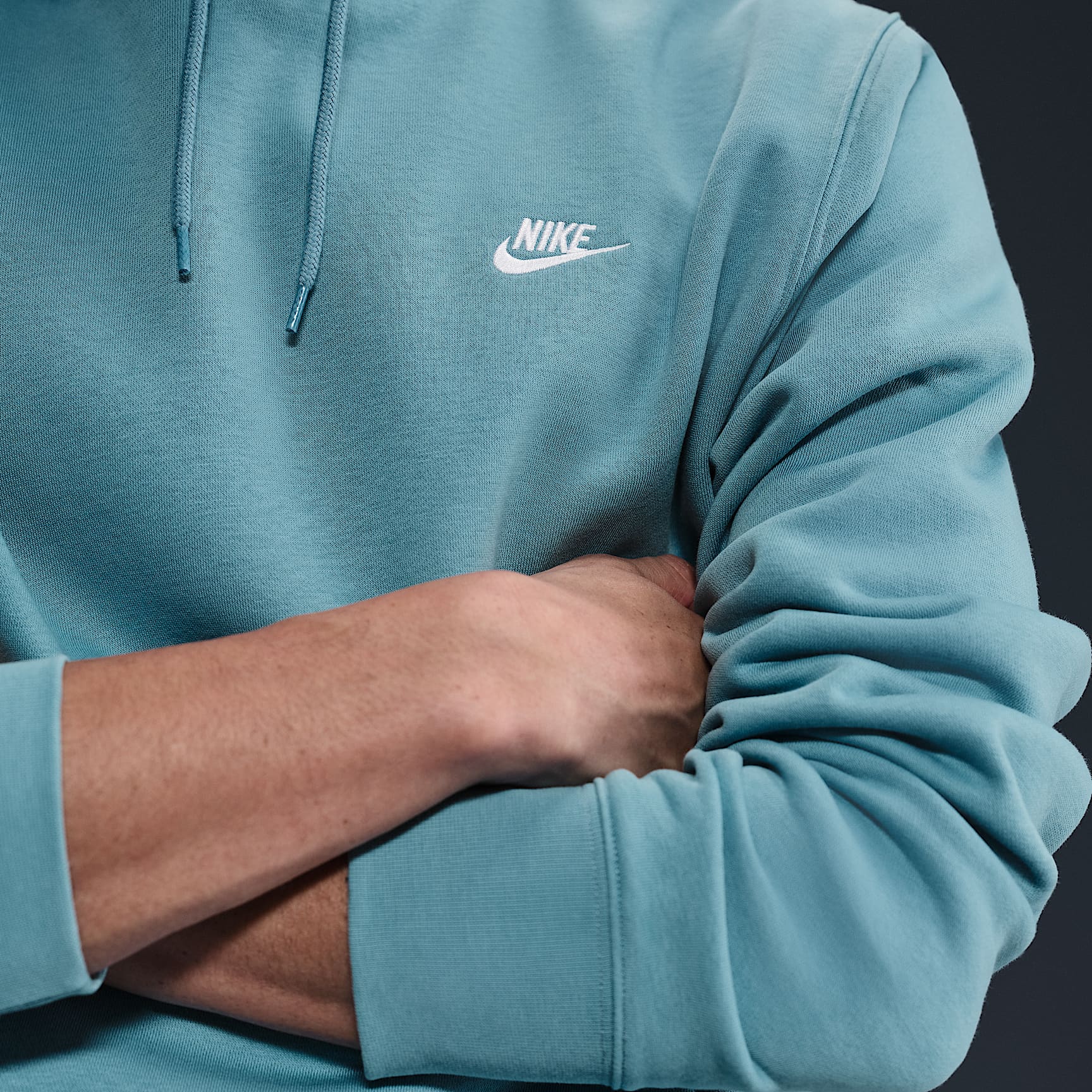 Nike Club Men's Pullover Fleece Hoodie