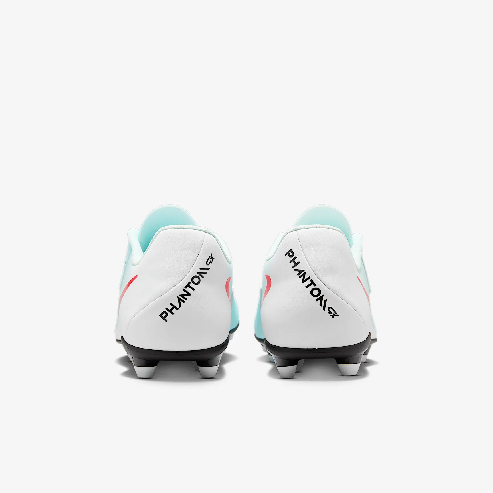 Nike Phantom GX 2 Club MG Low-Top Soccer Cleats