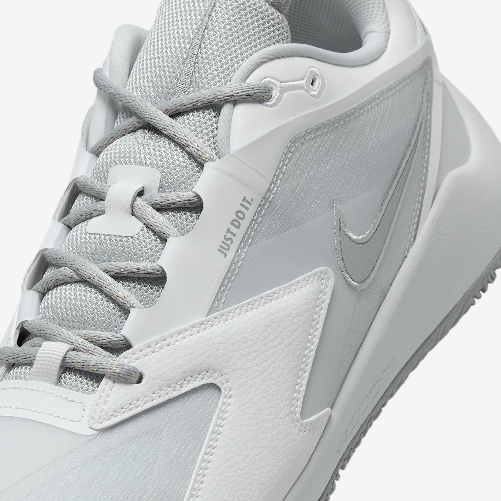 Nike HyperAce 3 Volleyball Shoes