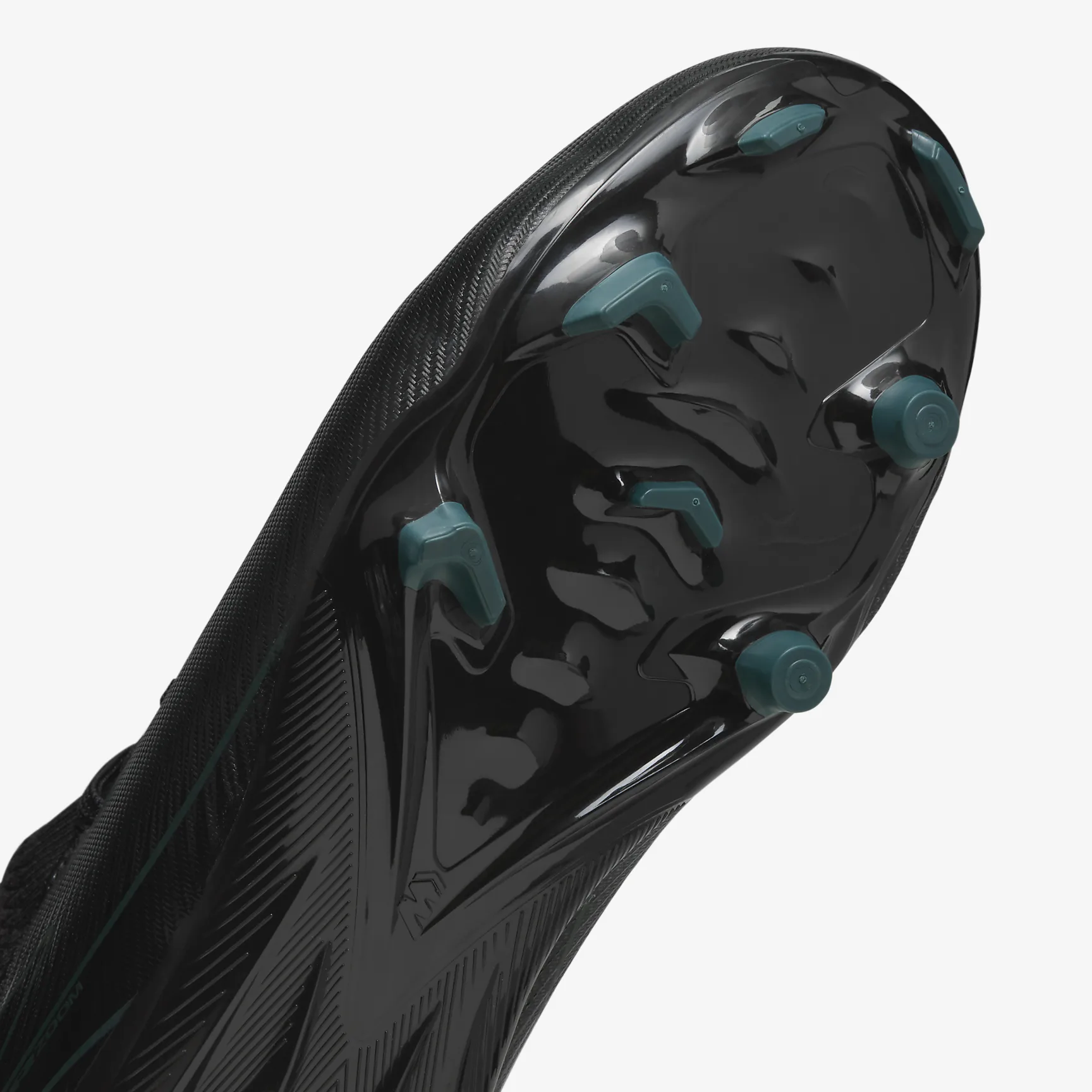 Nike Jr. Mercurial Vapor 16 Academy Little/Big Kids' MG Low-Top Soccer Cleats