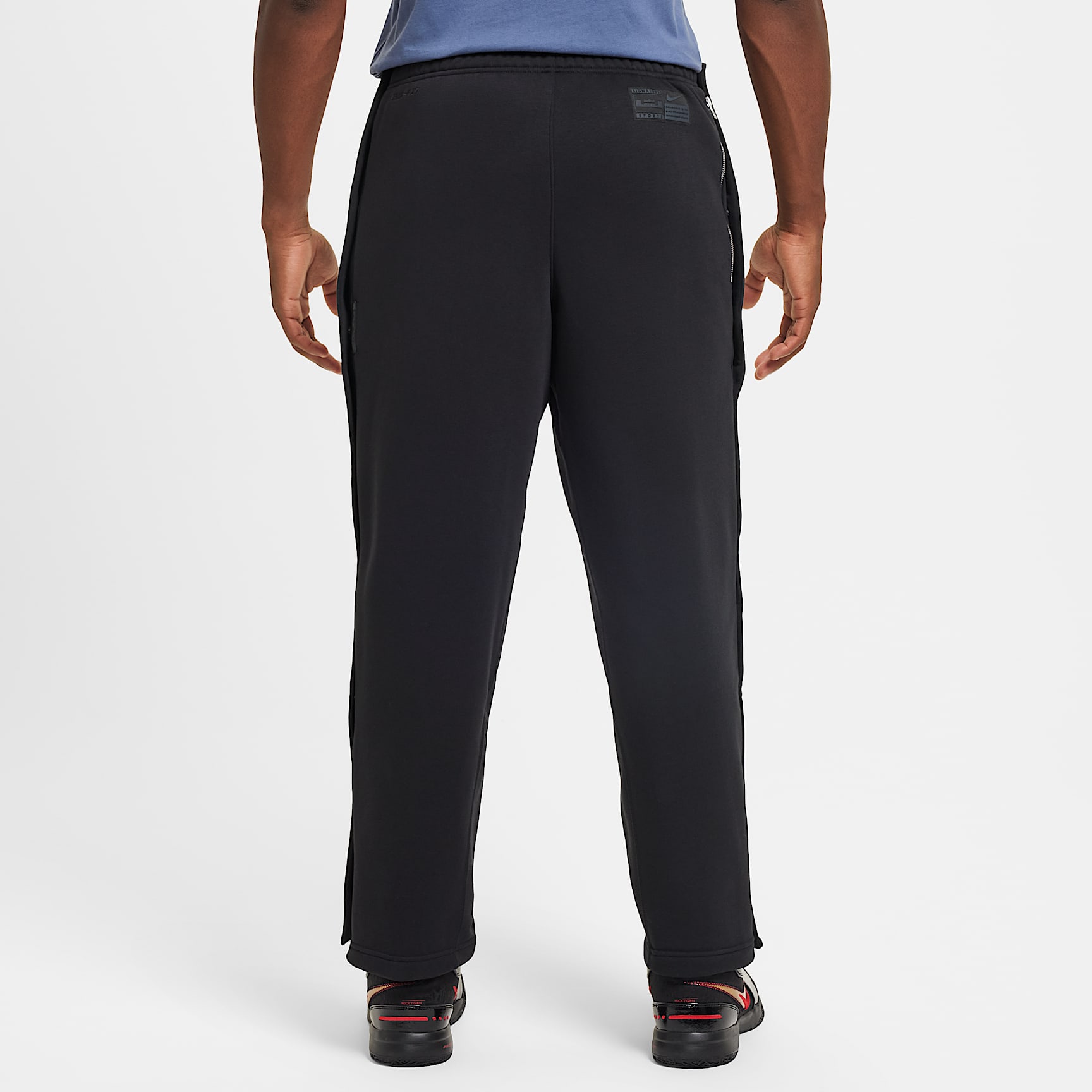 LeBron Standard Issue Men's Therma-FIT Basketball Pants