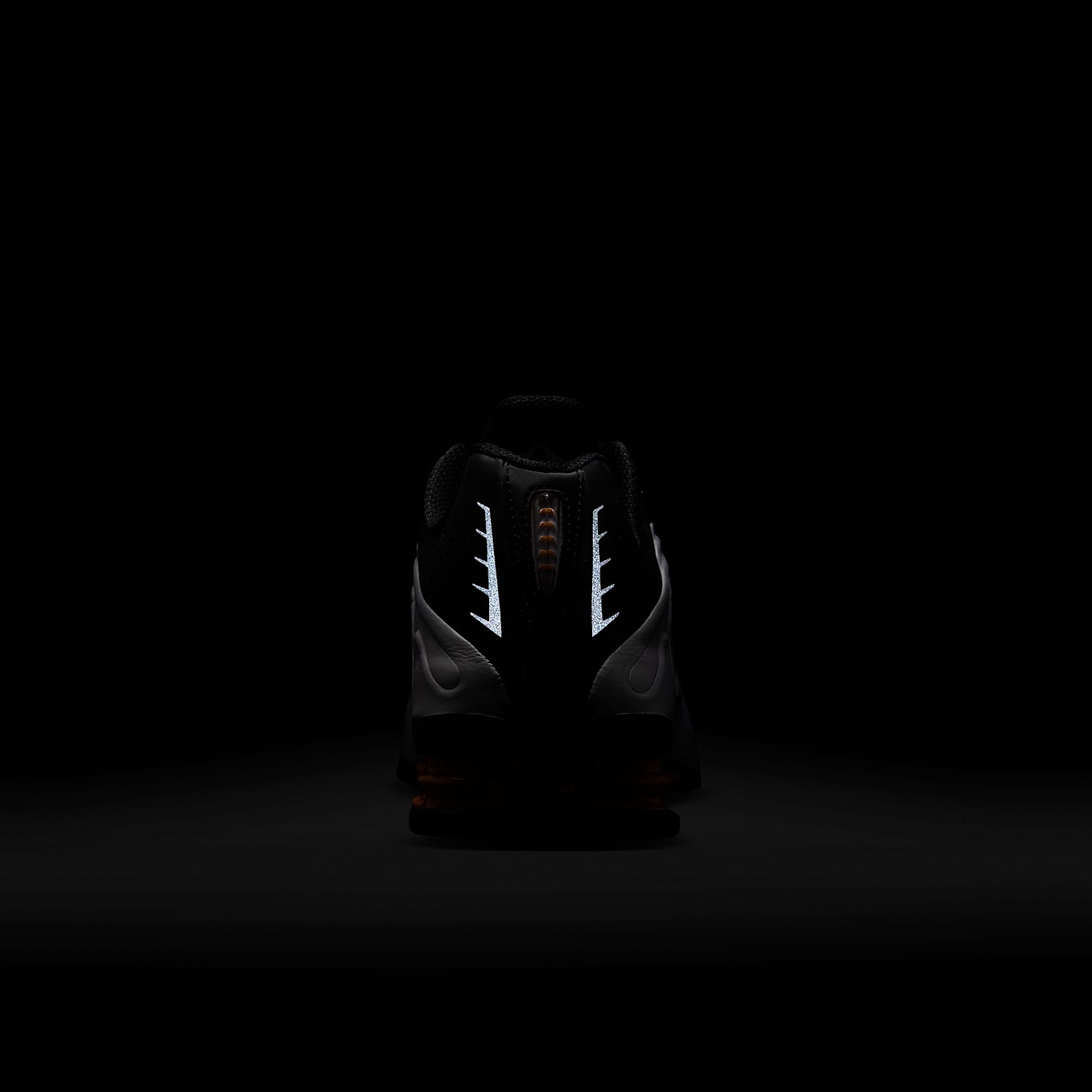 Nike Shox R4 Men's Shoes