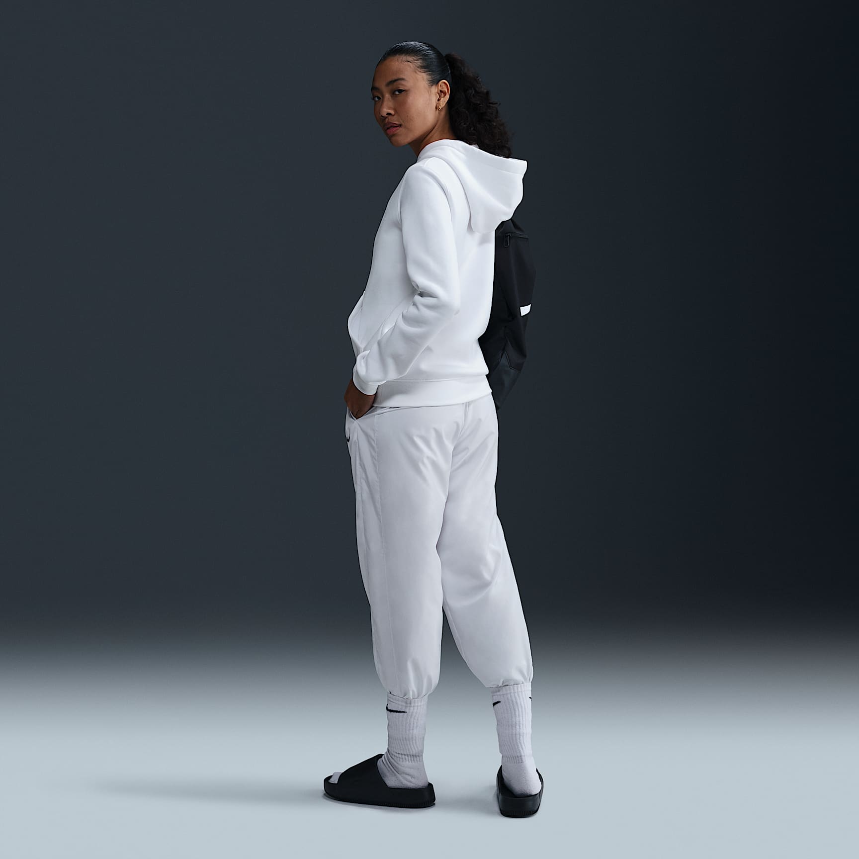 Nike Women's Cheer Pullover Hoodie