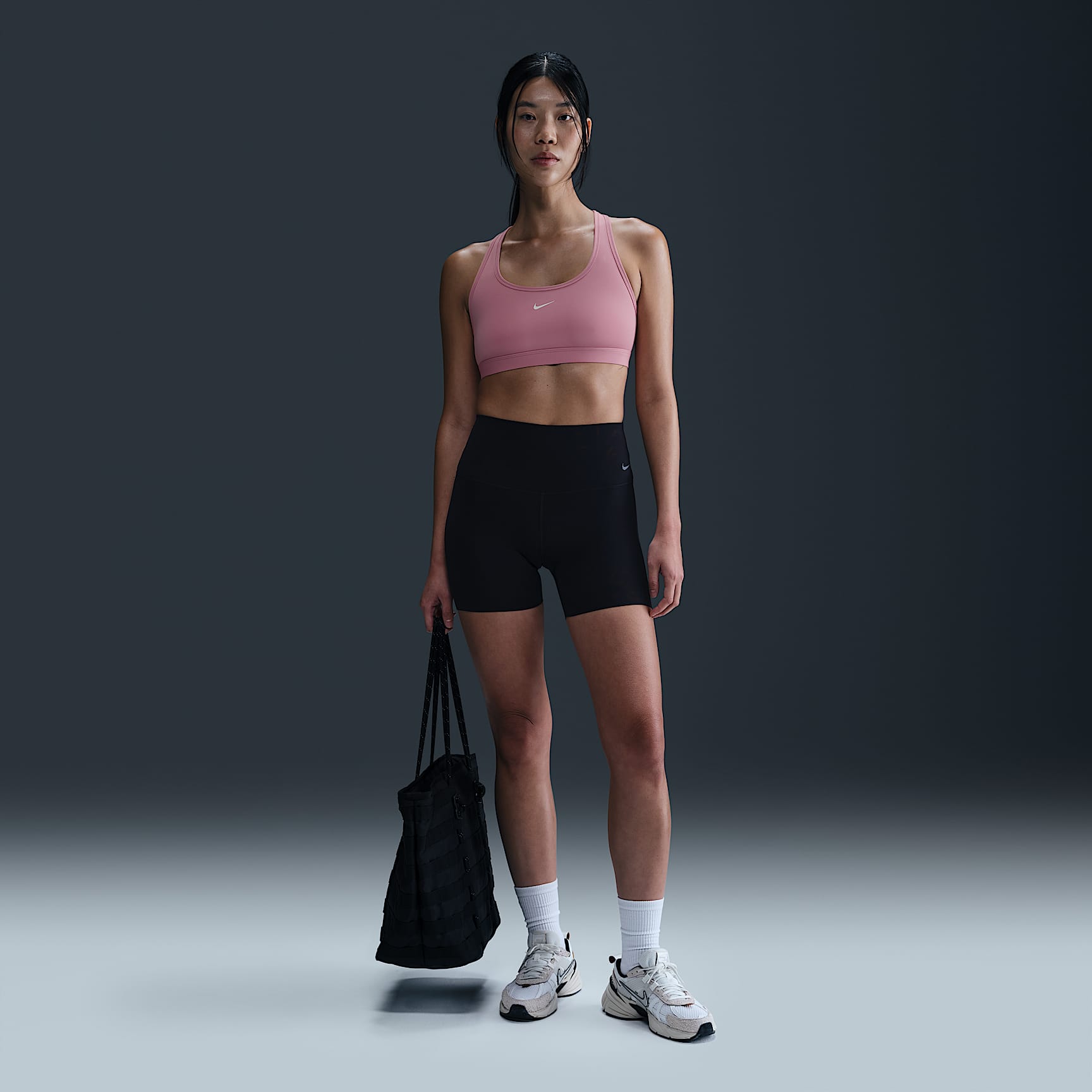 Nike Swoosh Light Support Women's Non-Padded Sports Bra