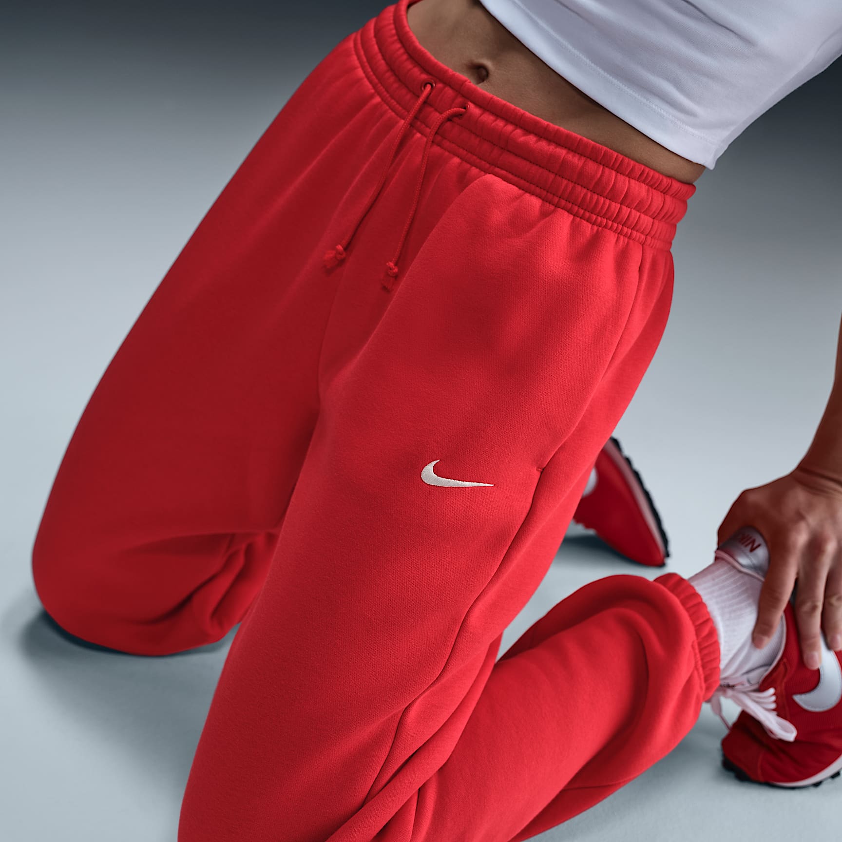 Nike Sportswear Phoenix Fleece Women's High-Waisted Oversized Sweatpants