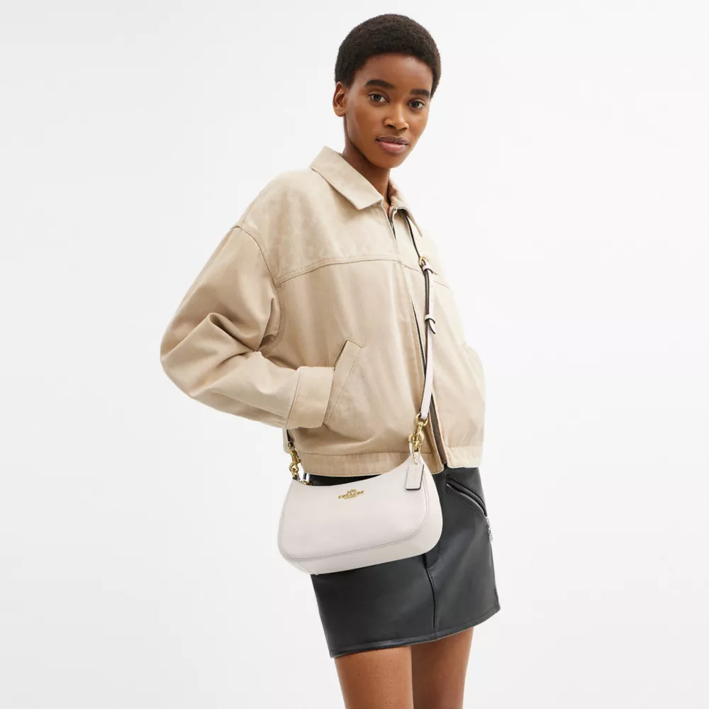 Сумка COACH Teri Shoulder Bag