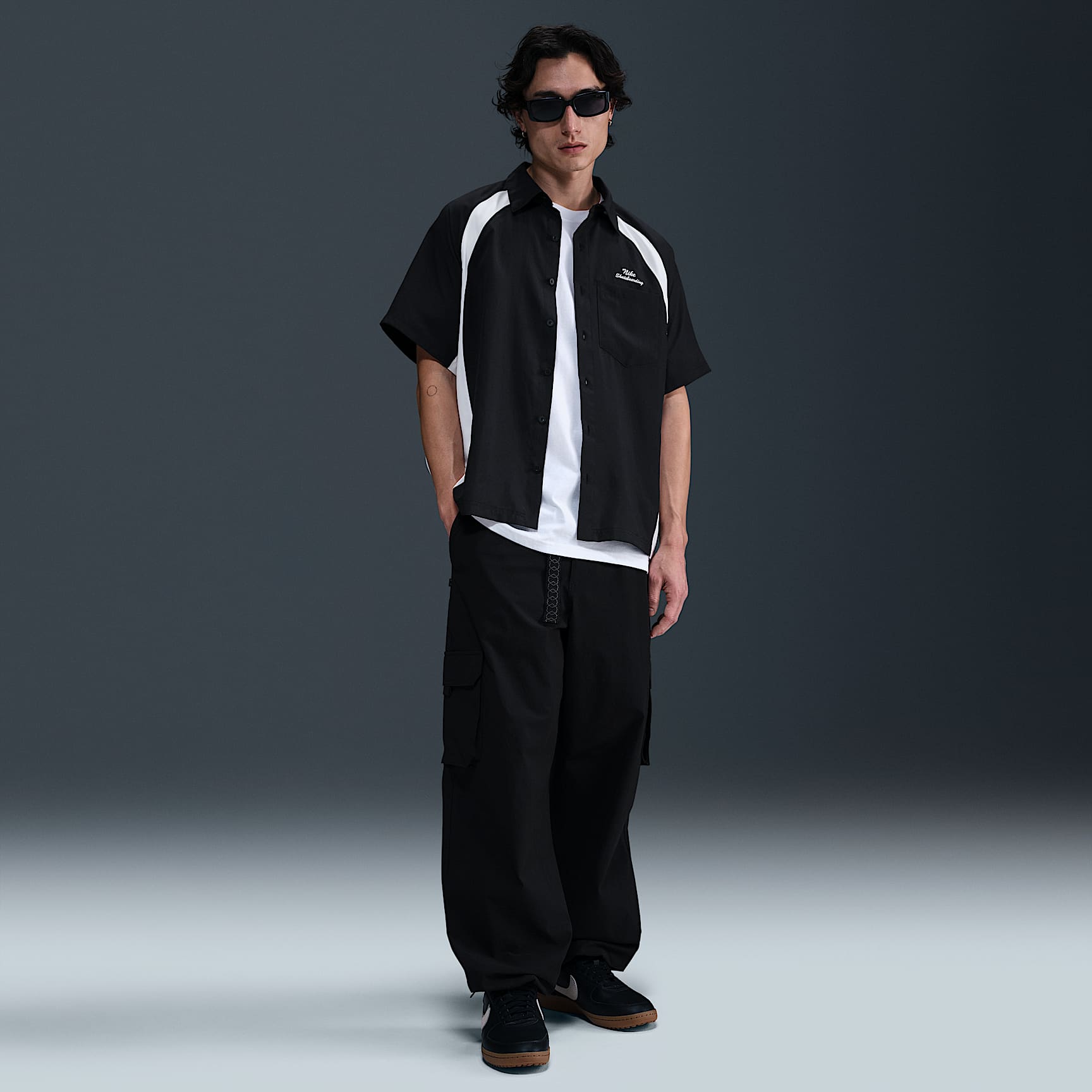 Nike SB Dri-FIT Woven Short-Sleeve Bowler Shirt