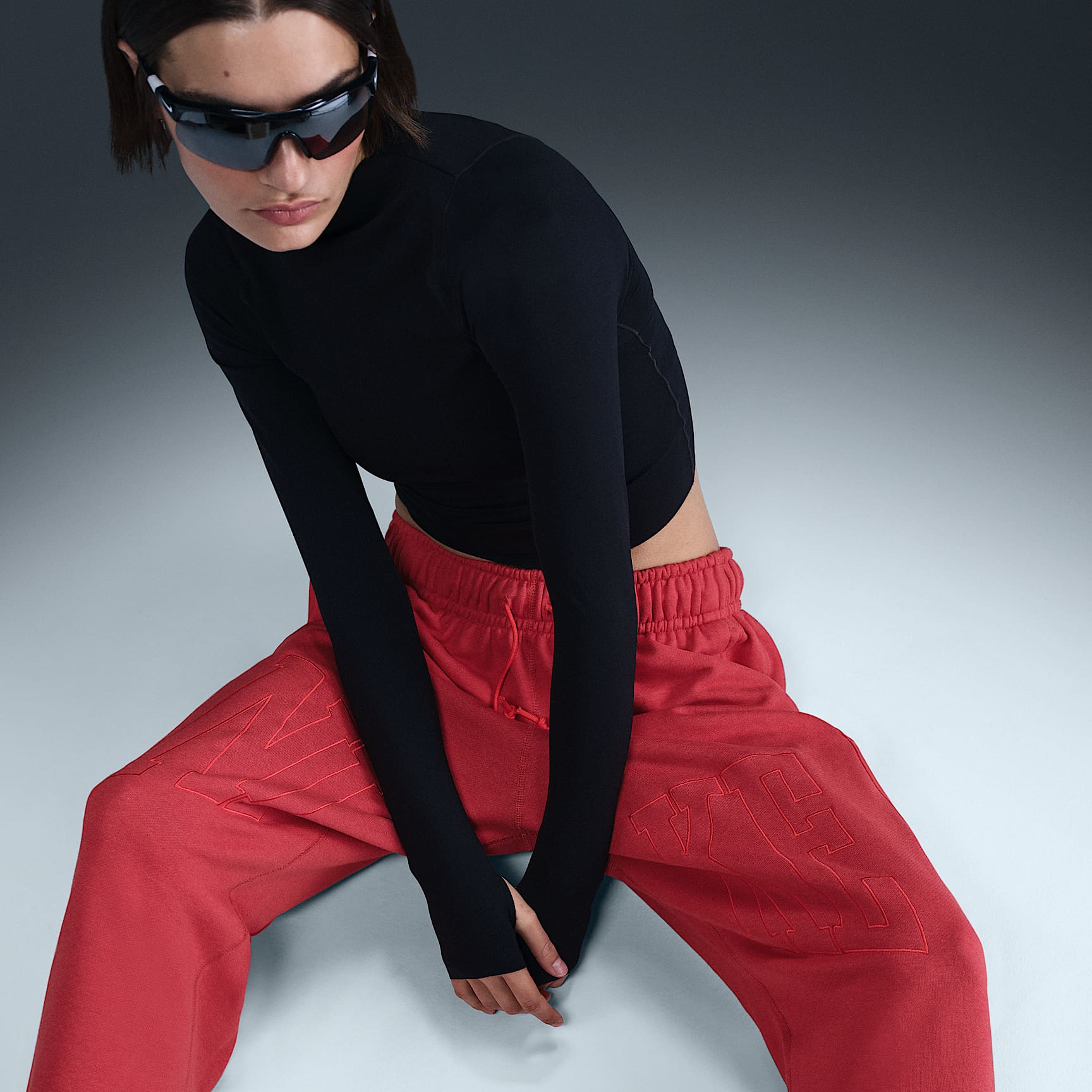 Nike Sportswear Women's Mid-Rise Oversized Open-Hem French Terry Pants