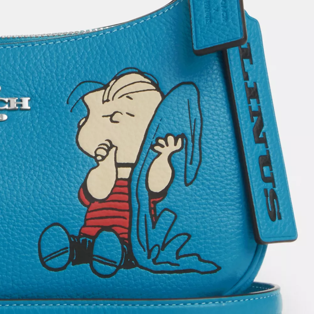 Сумка COACH Coach X Peanuts Teri Shoulder Bag With Linus
