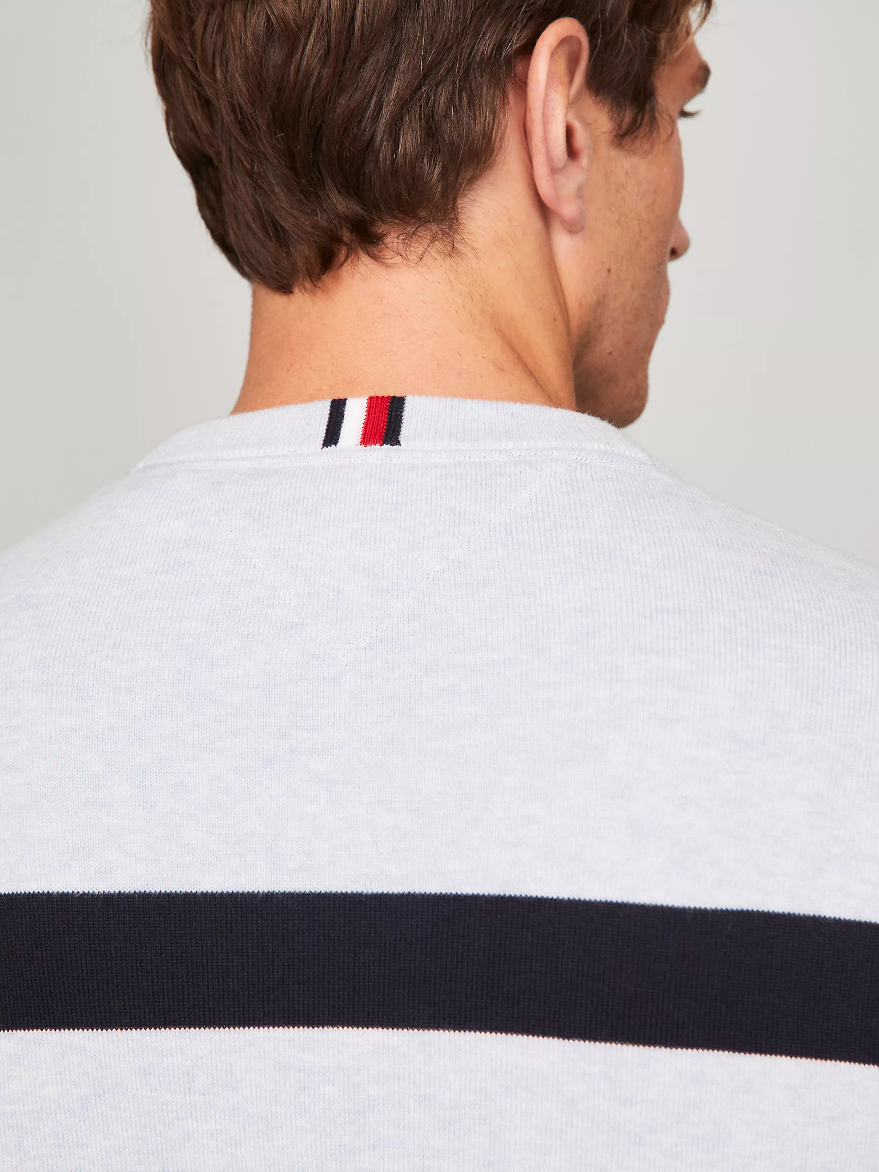 Мужской свитер Tommy Hilfiger, Свитер с двойной полоской и круглым вырезом