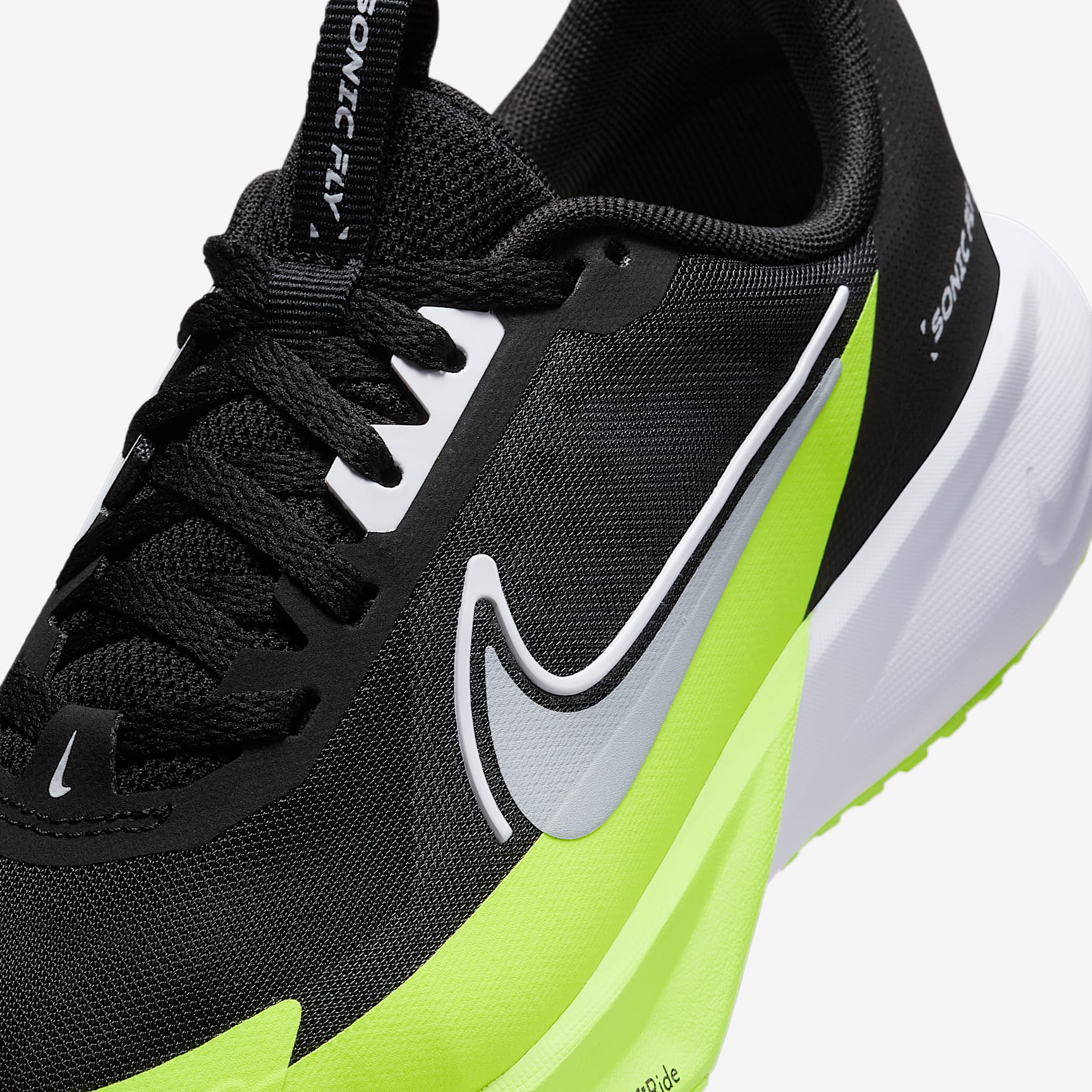 Nike Sonic Fly Big Kids' Running Shoes