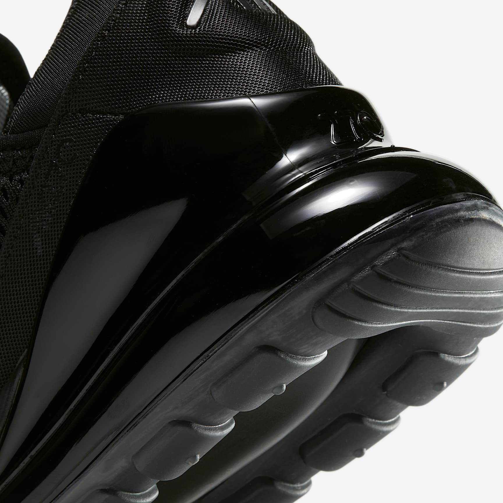Nike Air Max 270 Men's Shoes