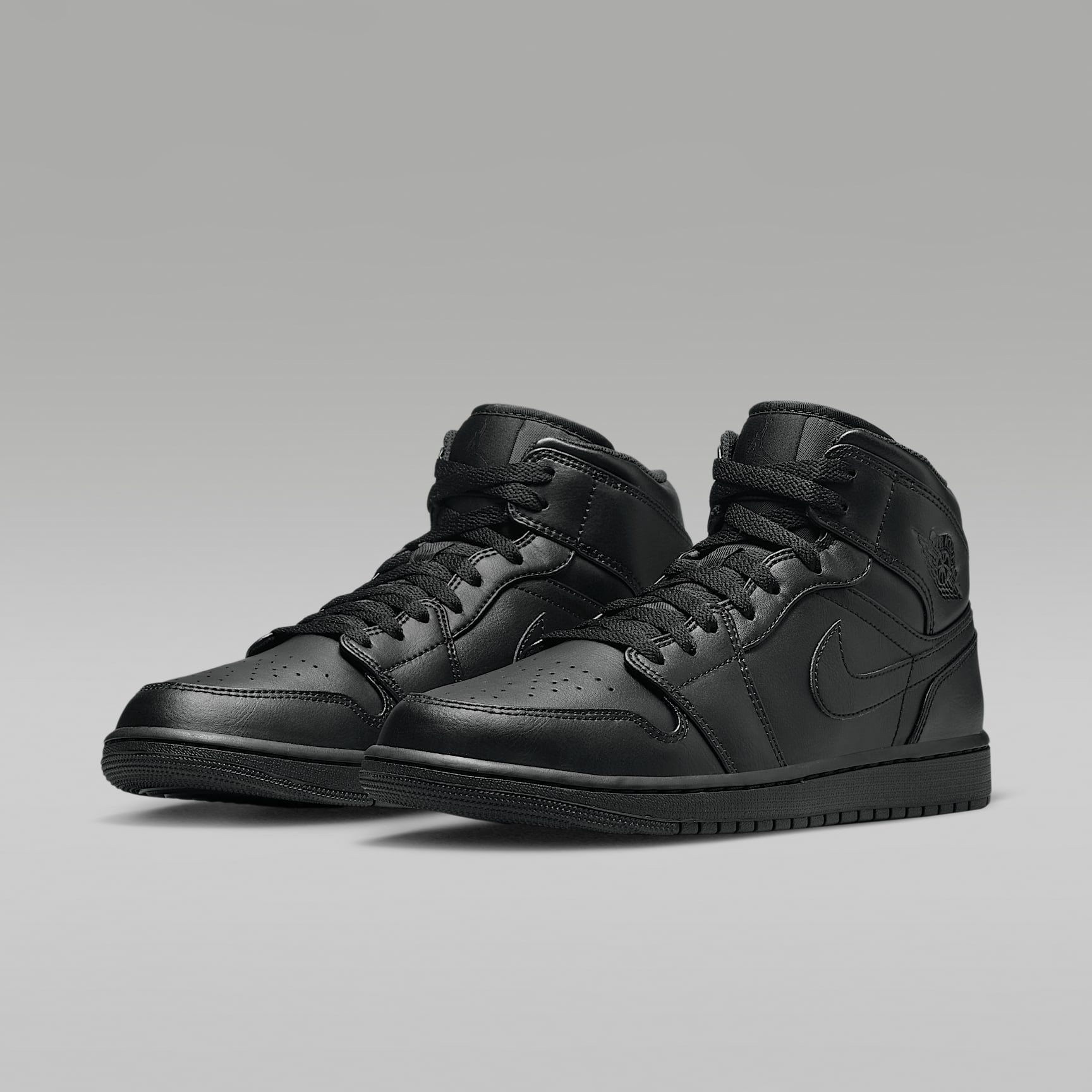 Air Jordan 1 Mid Shoes