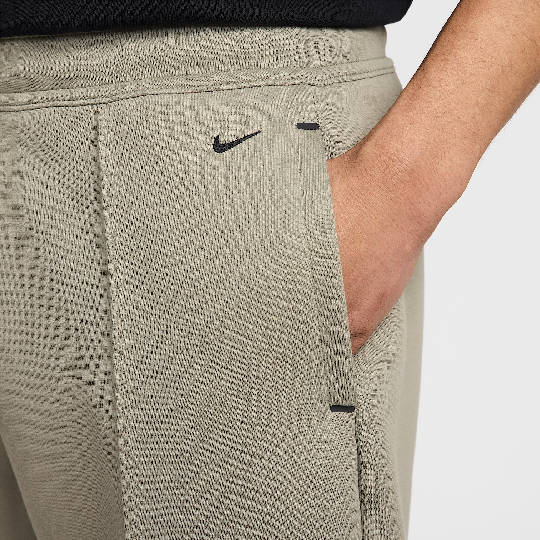 Nike Tech Men's Wide-Leg Fleece Pants