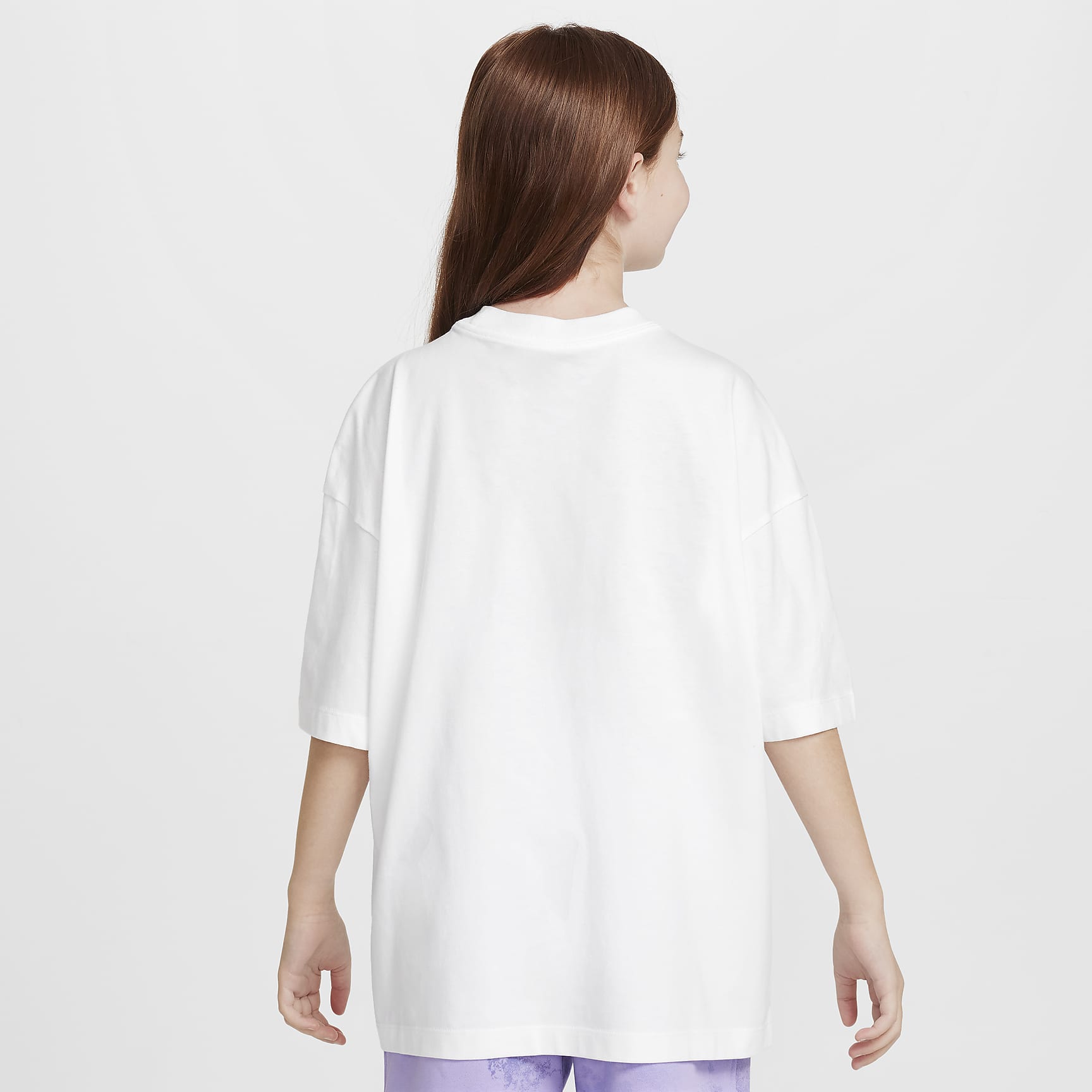 Nike Sportswear Big Kids' (Girls') Oversized T-Shirt