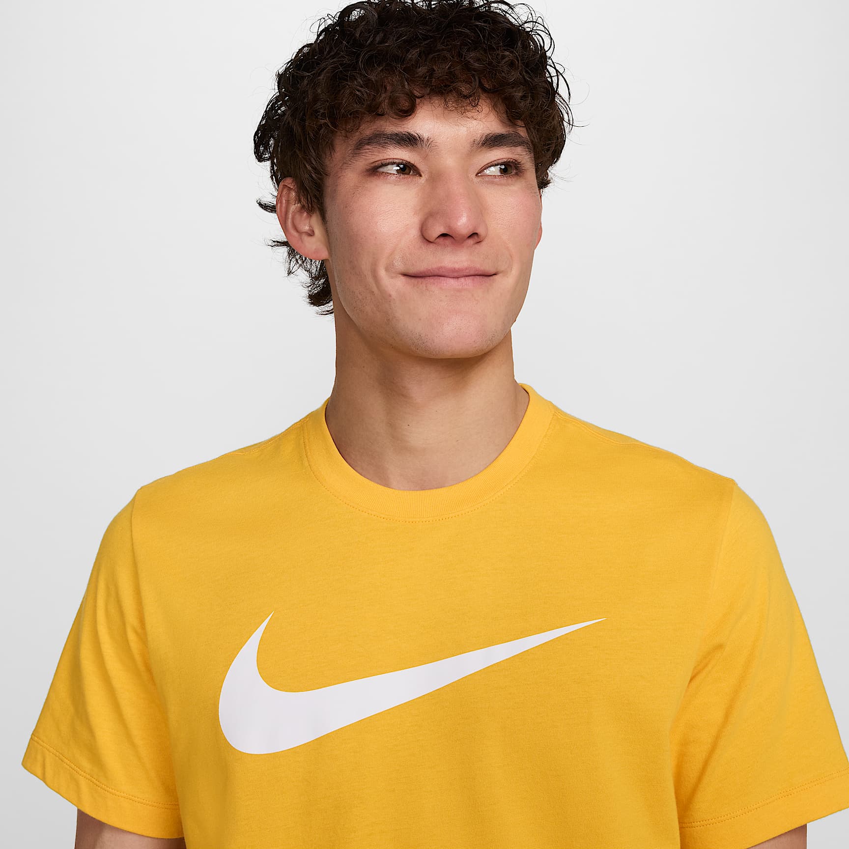 Nike Sportswear Swoosh Men's T-Shirt