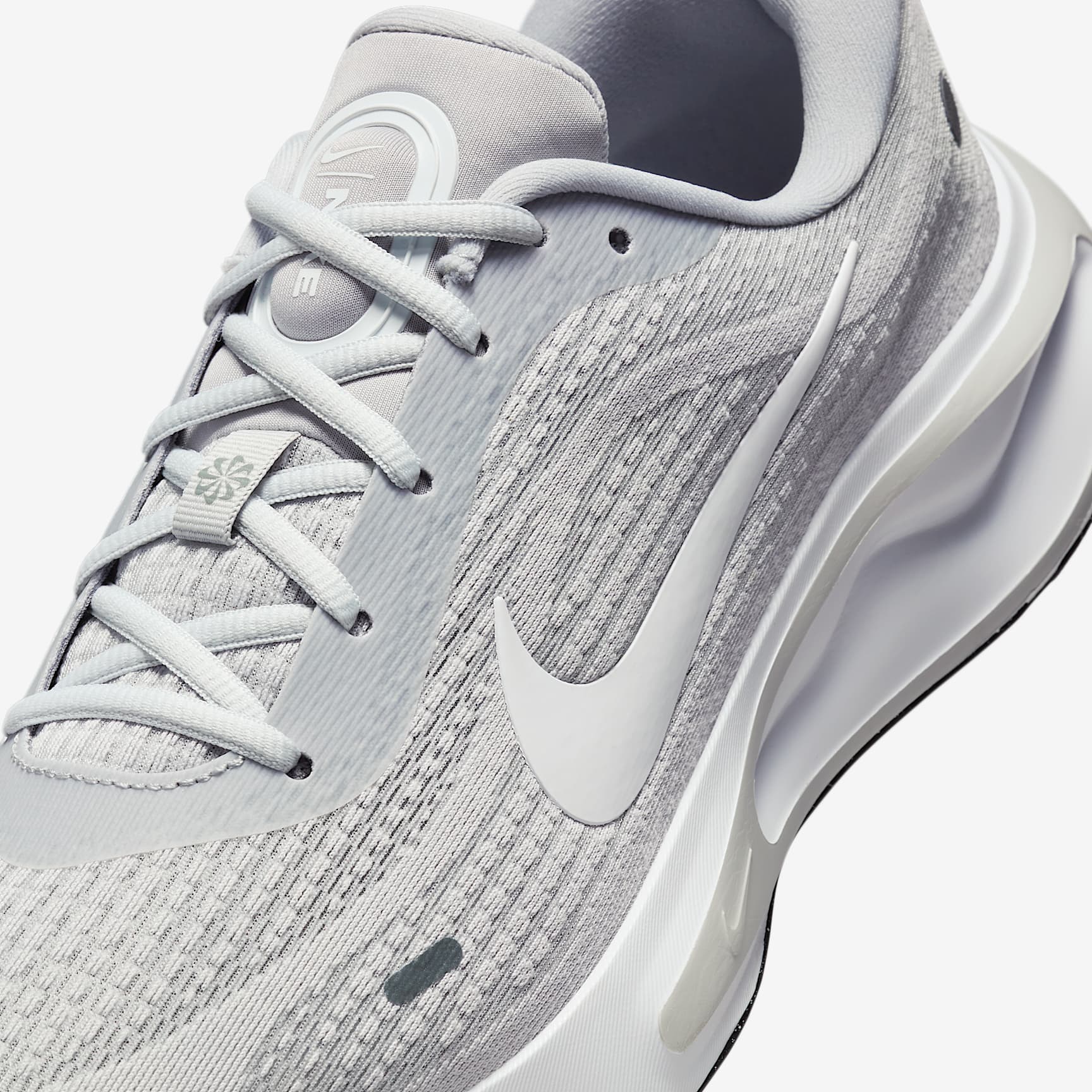 Nike Journey Run Men's Road Running Shoes