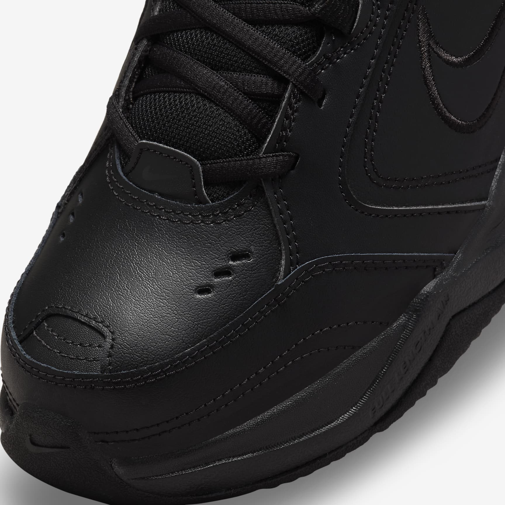 Nike Air Monarch IV Men's Workout Shoes (Extra Wide)