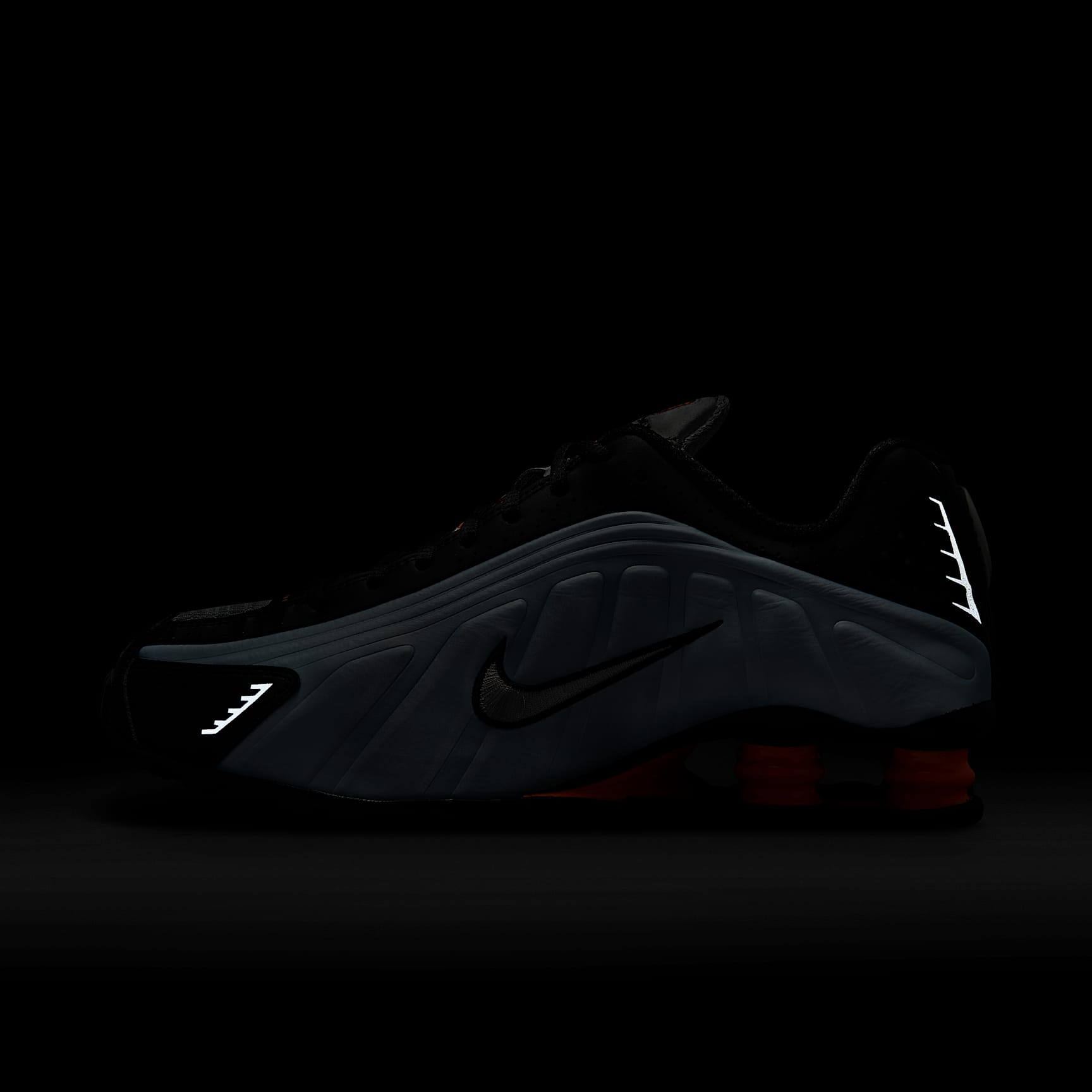 Nike Shox R4 Women's Shoes