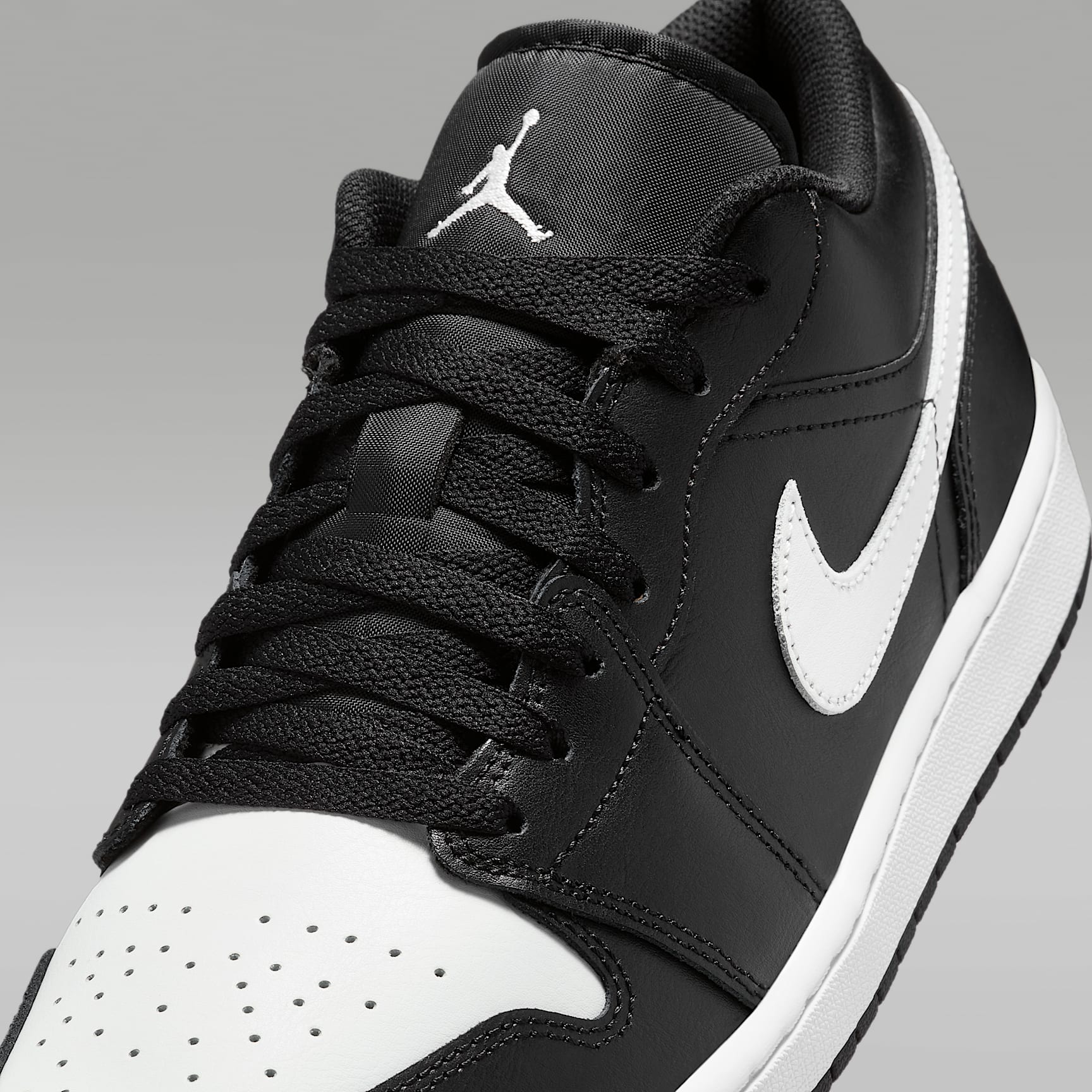 Air Jordan 1 Low Men's Shoes