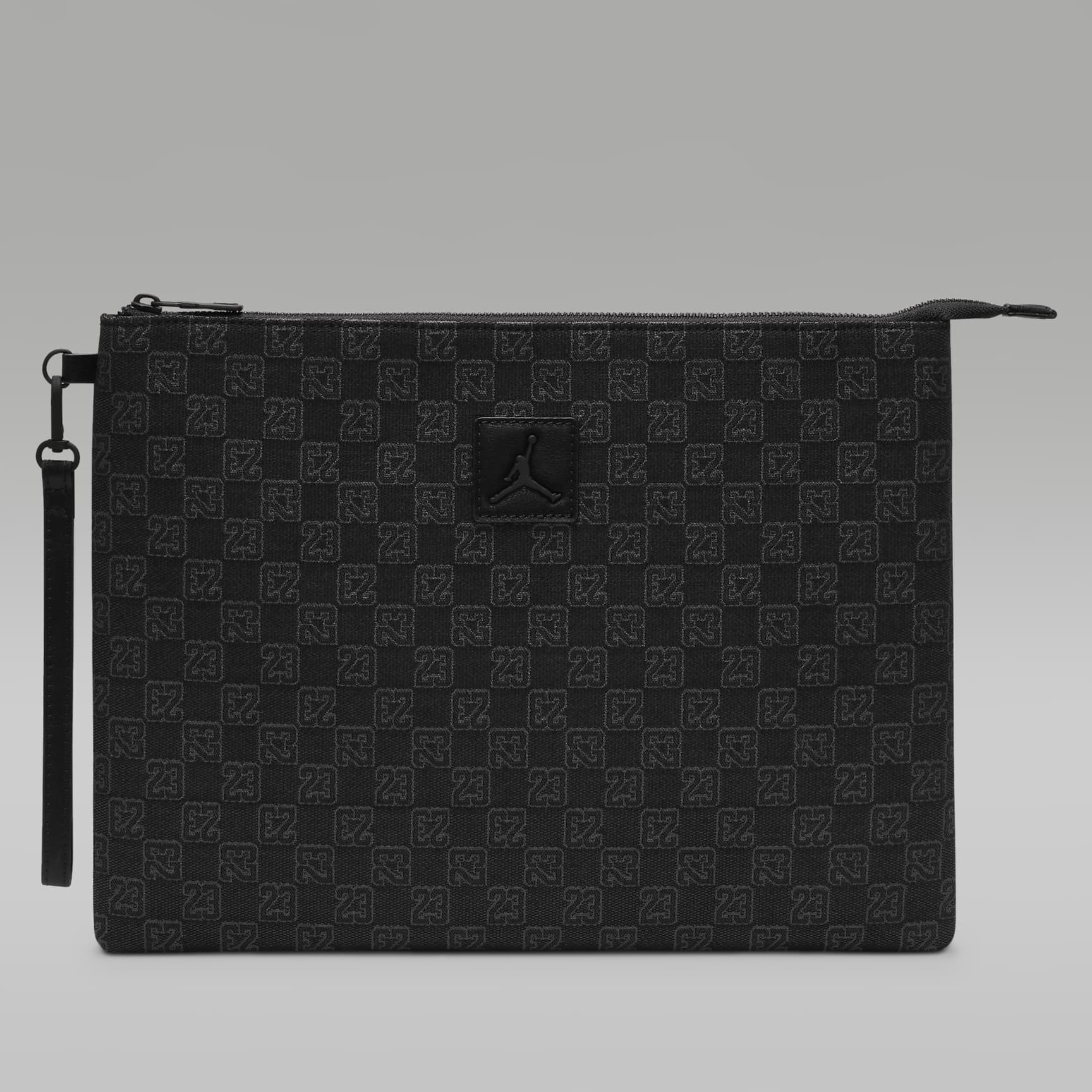 Jordan Monogram Pouch (0.98L)