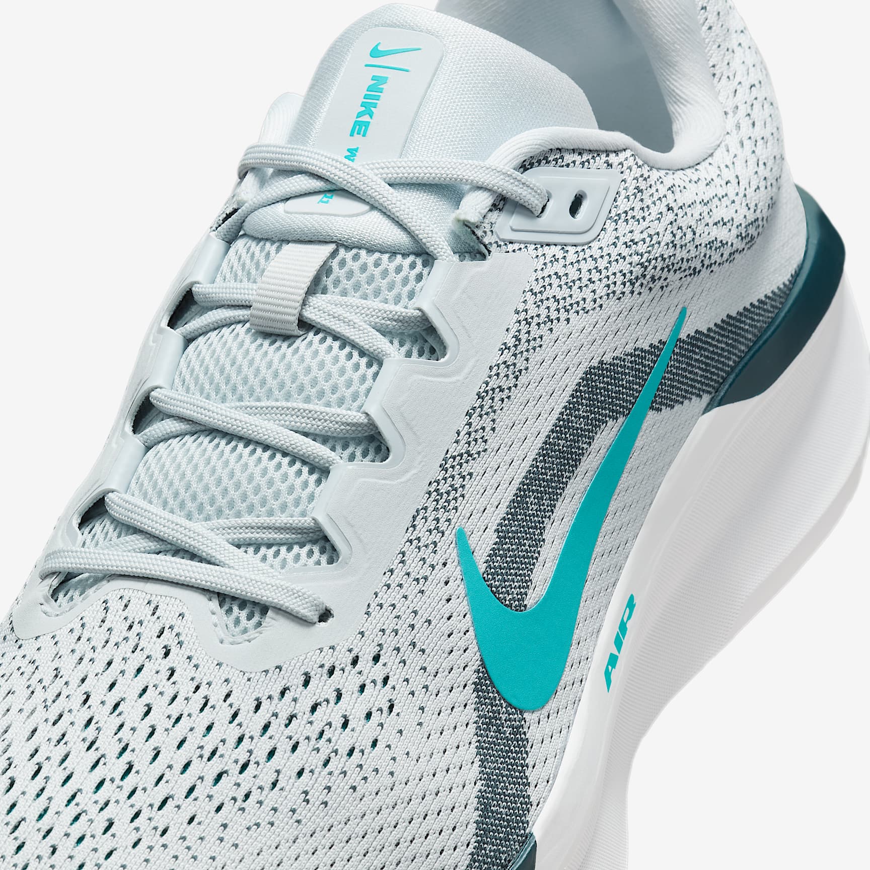 Nike Winflo 11 Men's Road Running Shoes (Extra Wide)