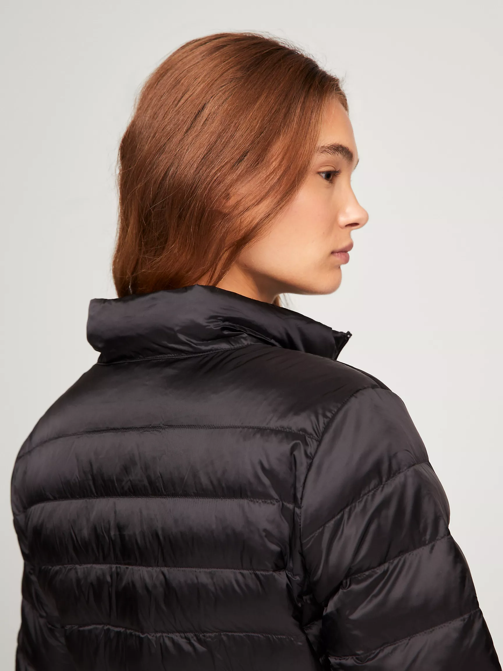 Женское пальто Tommy Hilfiger, Легкое пуховое пальто с капюшоном