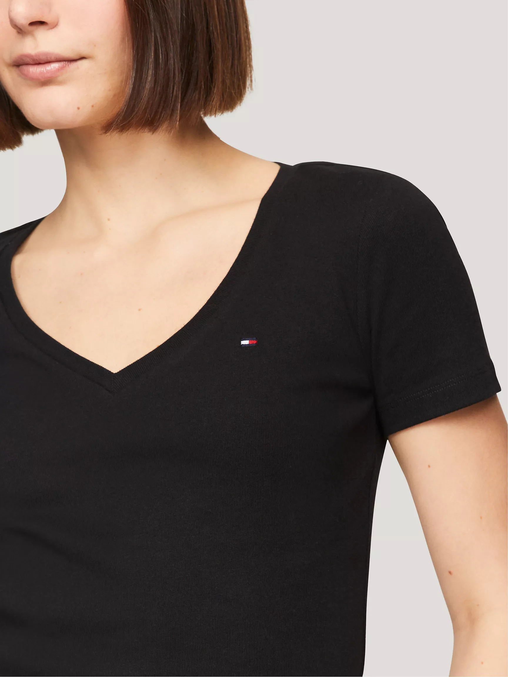 Женская футболка Tommy Hilfiger, Футболка с V-образным вырезом