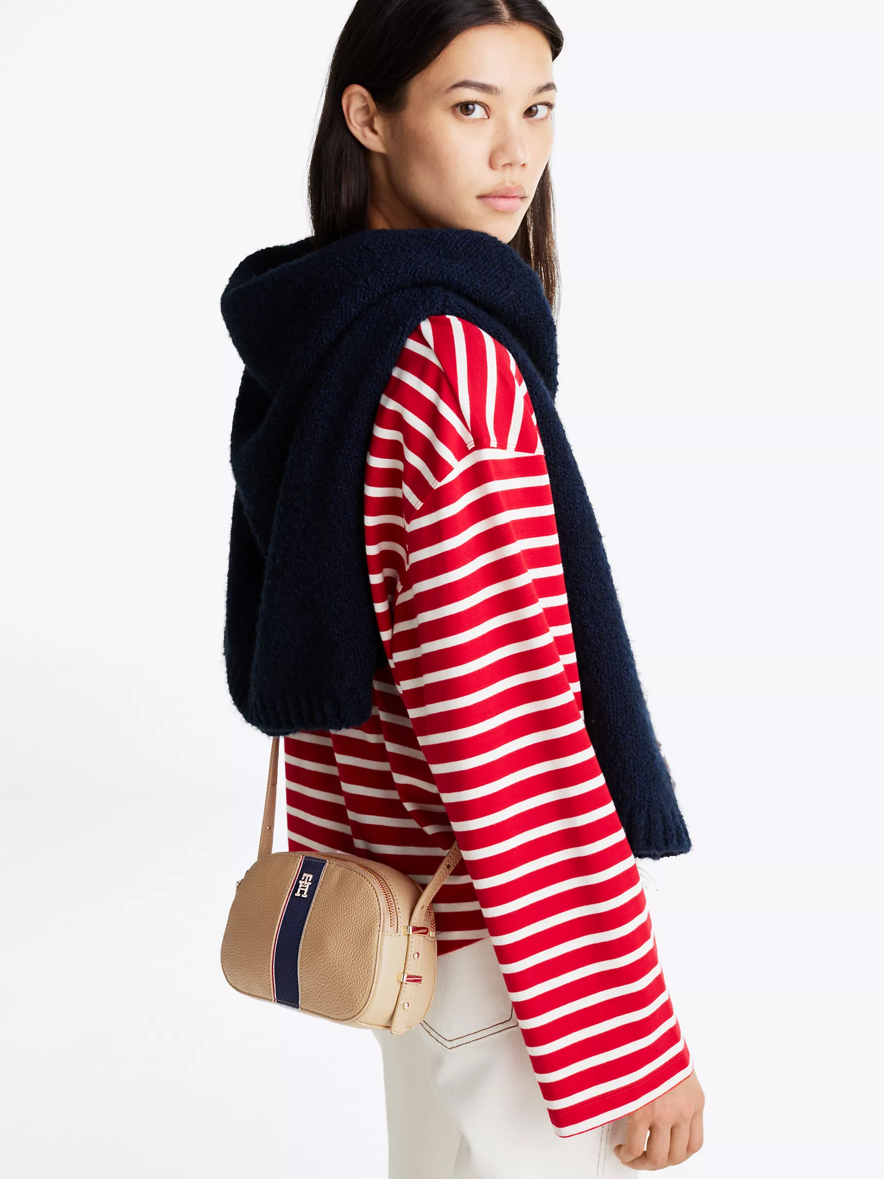 Женская сумка Tommy Hilfiger, Кроссбоди-сумка с полосками Legacy