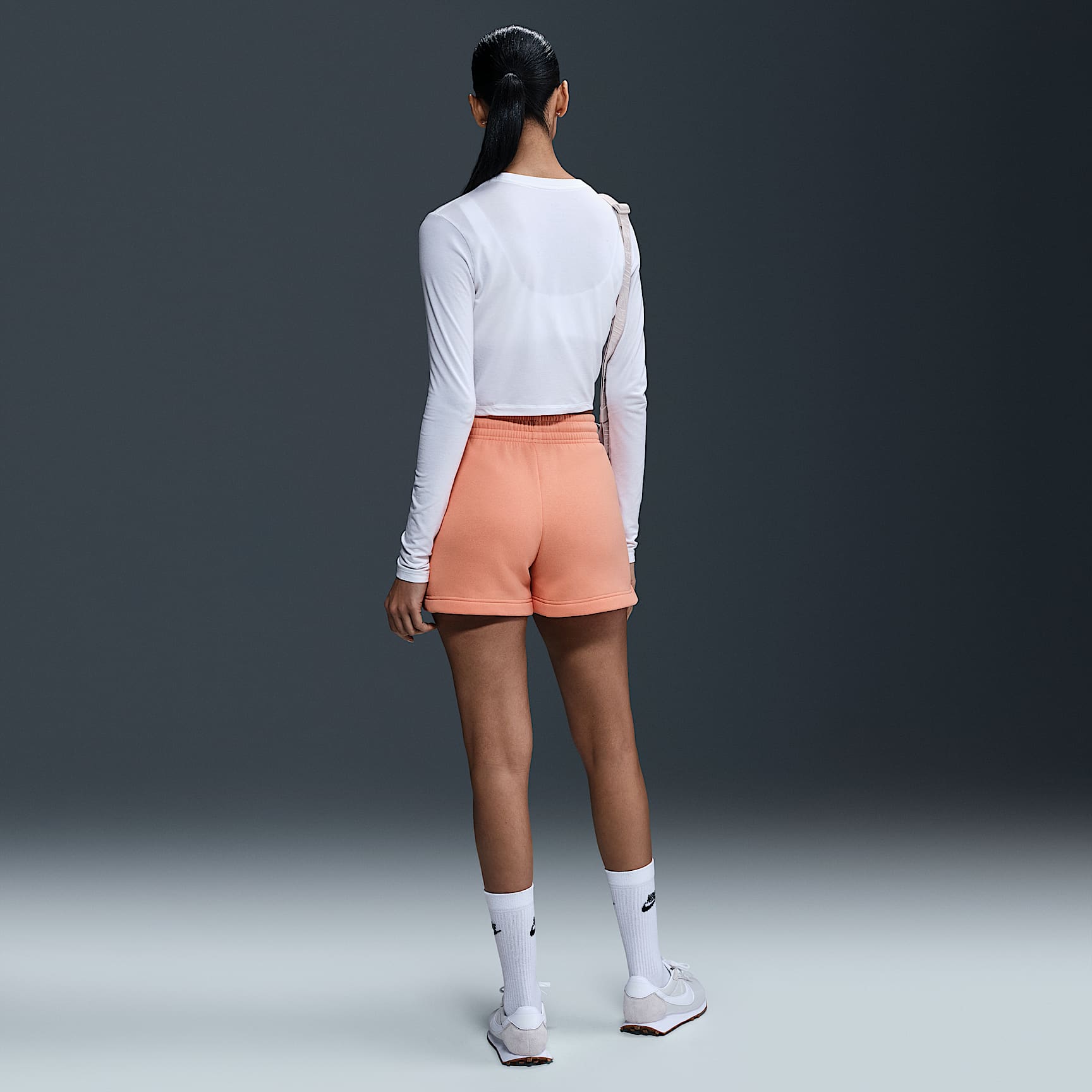 Nike Sportswear Phoenix Fleece Women's Mid-Rise 4" Shorts