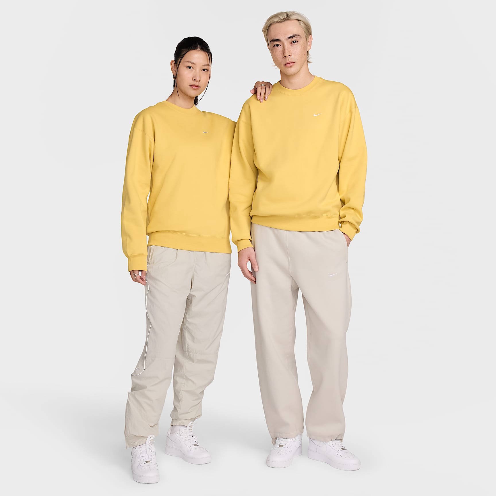 Nike Solo Swoosh Men's Fleece Crew