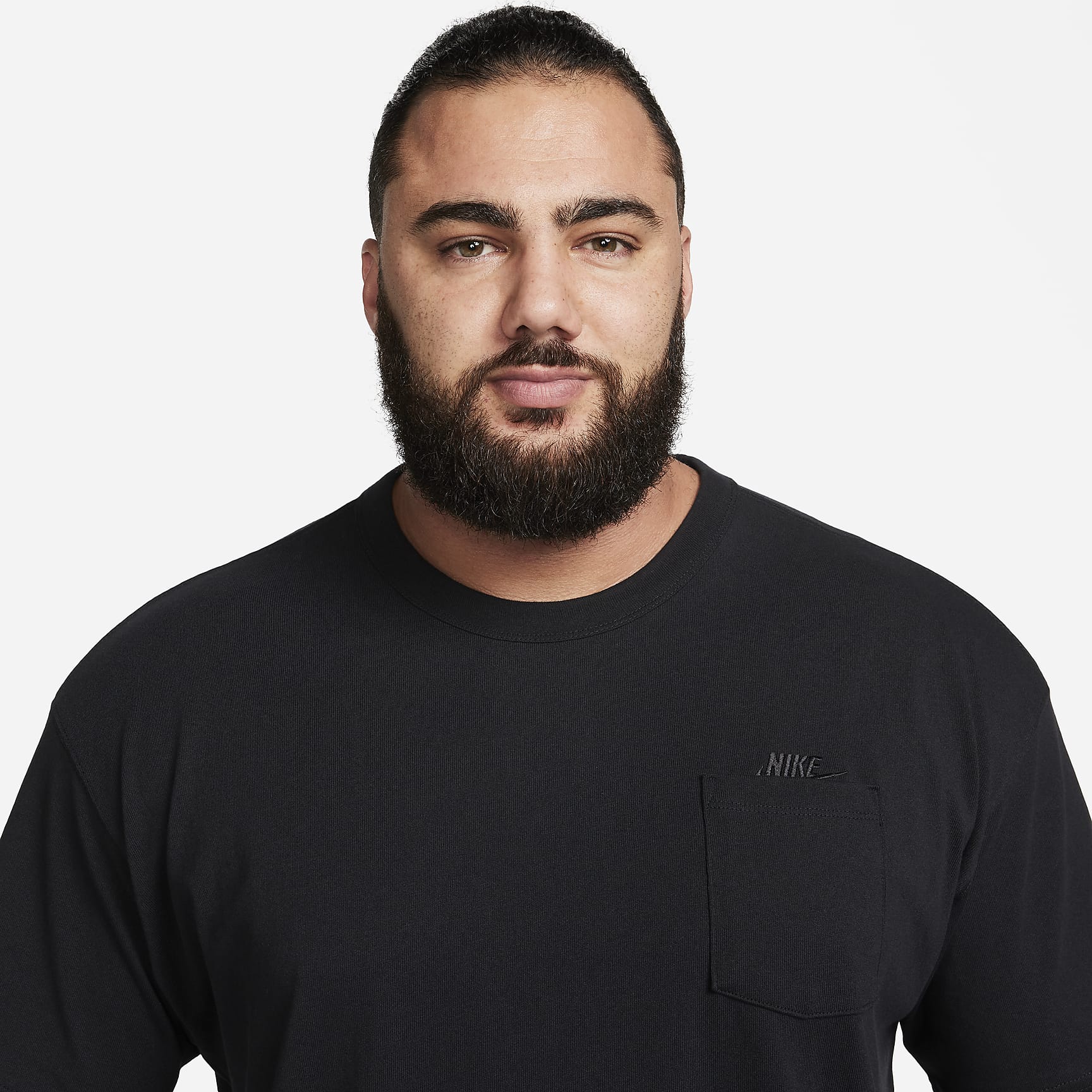 Nike Sportswear Premium Essentials Men's Pocket T-Shirt