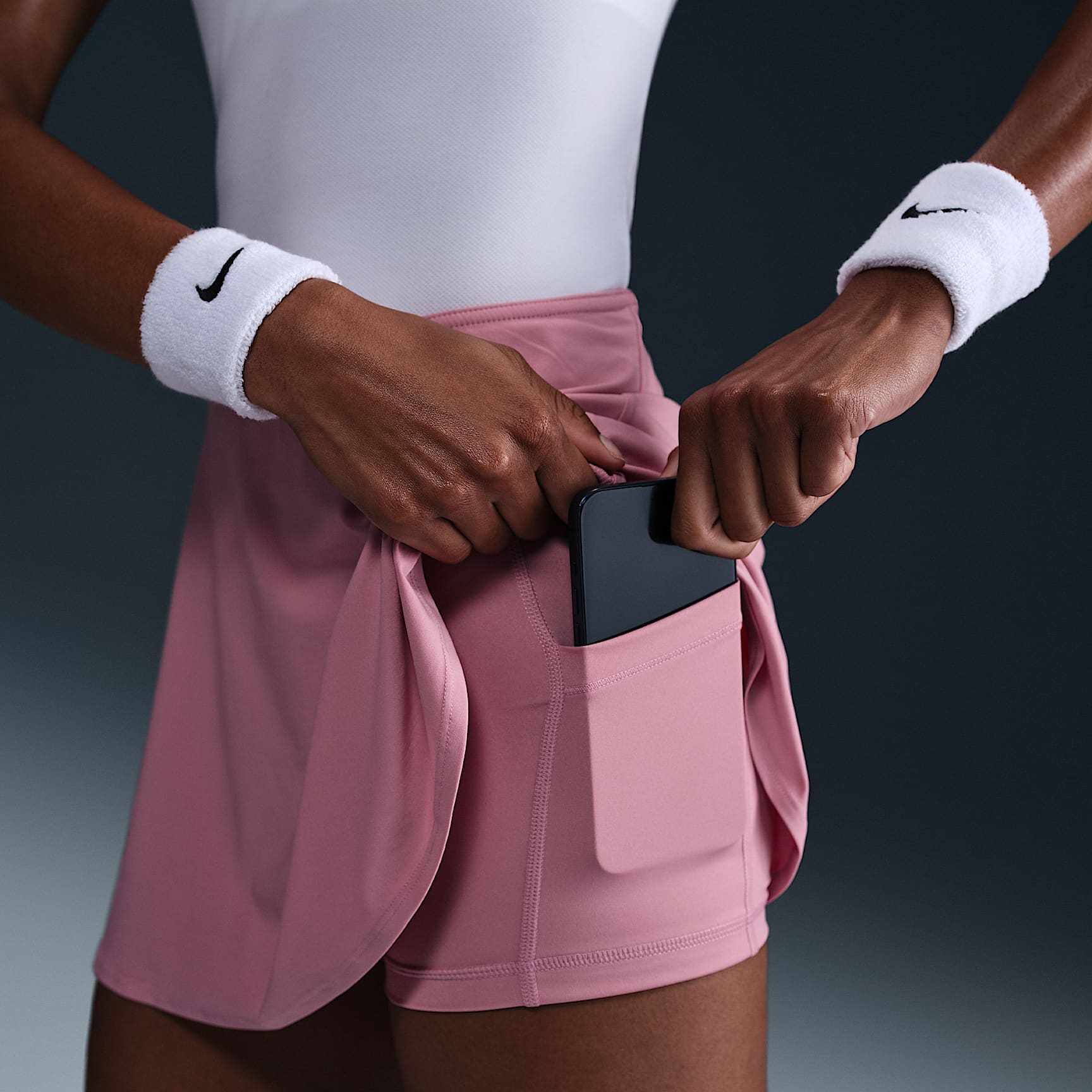 Nike Victory Women's Dri-FIT Short Flouncy Tennis Skirt