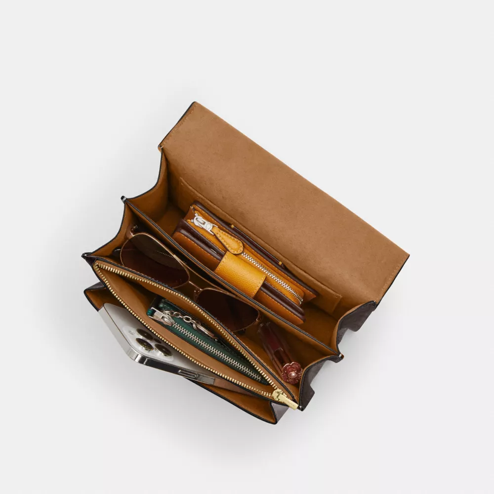 Сумка COACH Klare Crossbody Bag In Blocked Signature Canvas