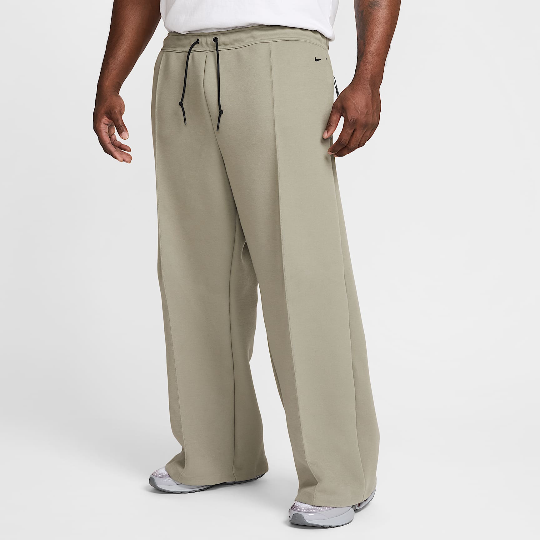 Nike Tech Men's Wide-Leg Fleece Pants
