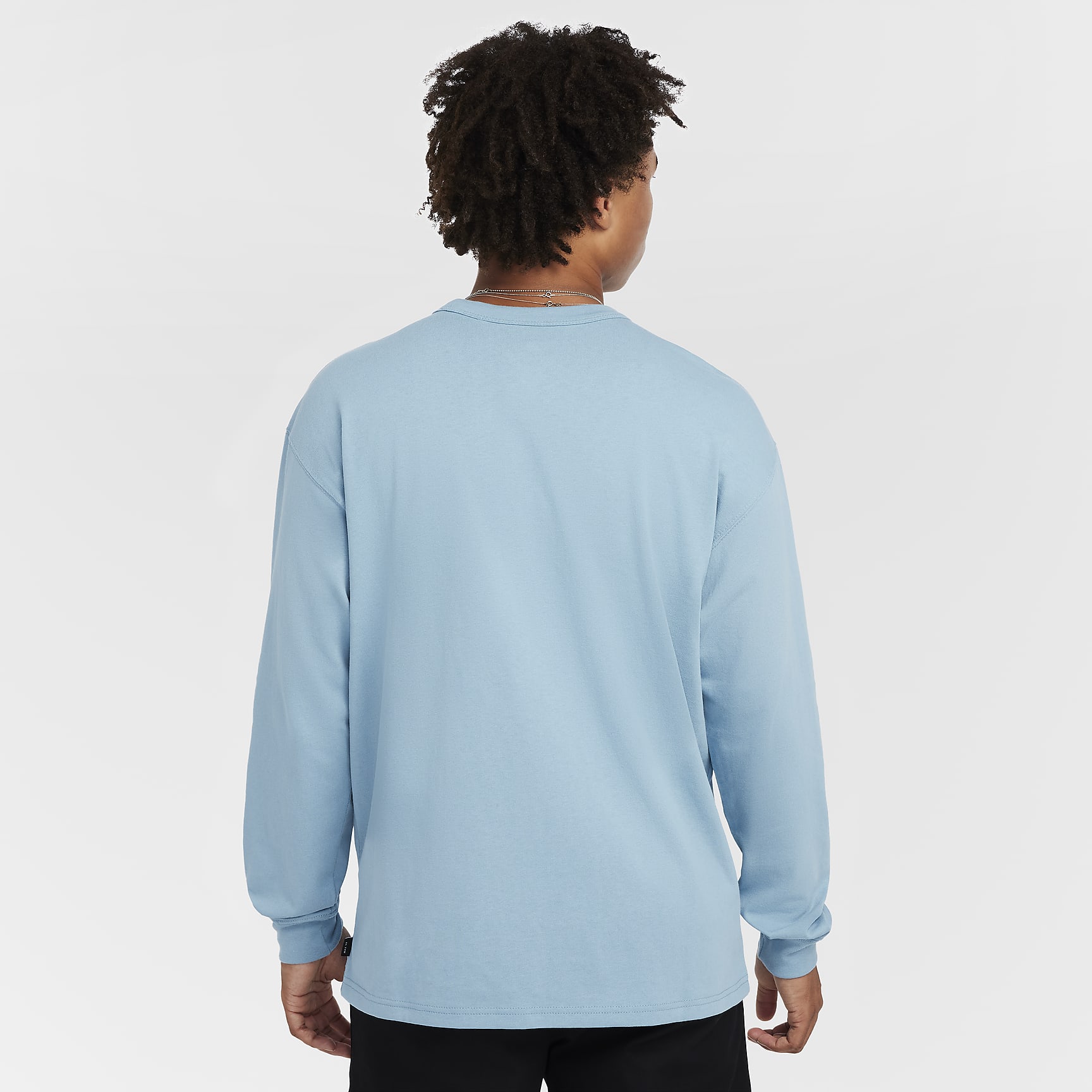 Nike Sportswear Premium Essentials Men's Long-Sleeve Pocket T-Shirt