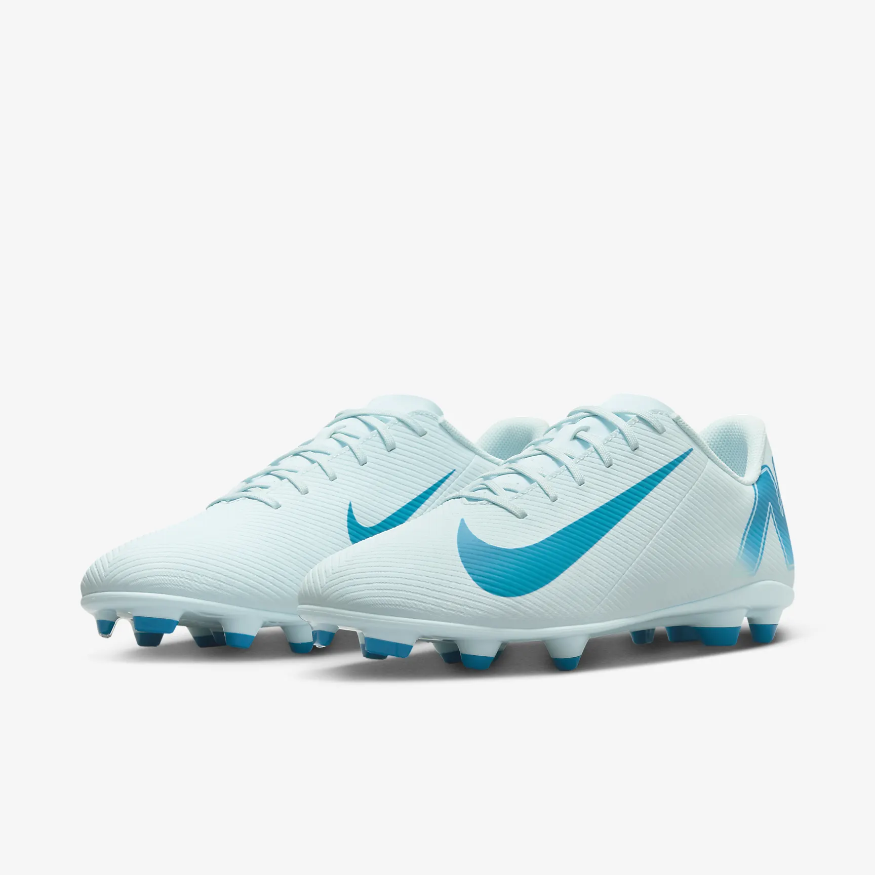 Nike Mercurial Vapor 16 Club MG Low-Top Soccer Cleats
