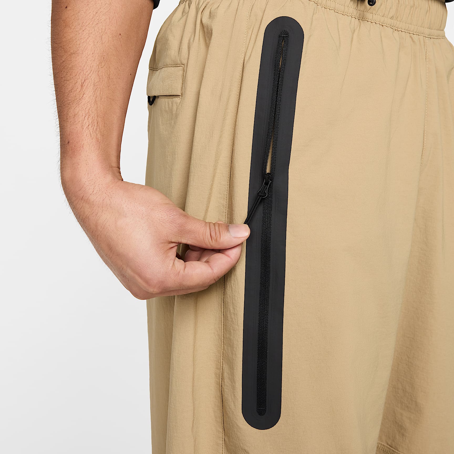 Nike Tech Men's Woven Oversized Pants