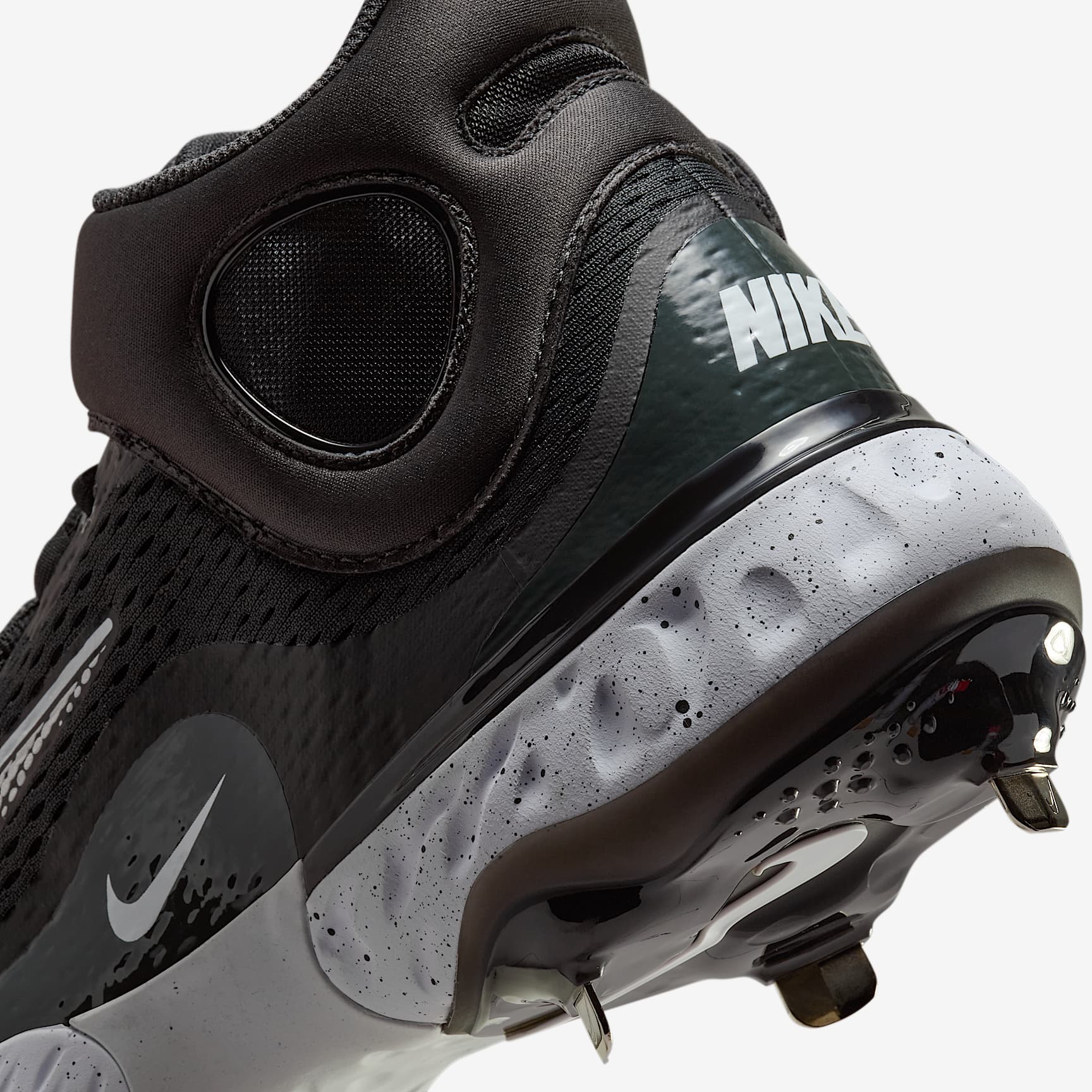 Nike Alpha Huarache Elite 4 Mid Men's Baseball Cleats