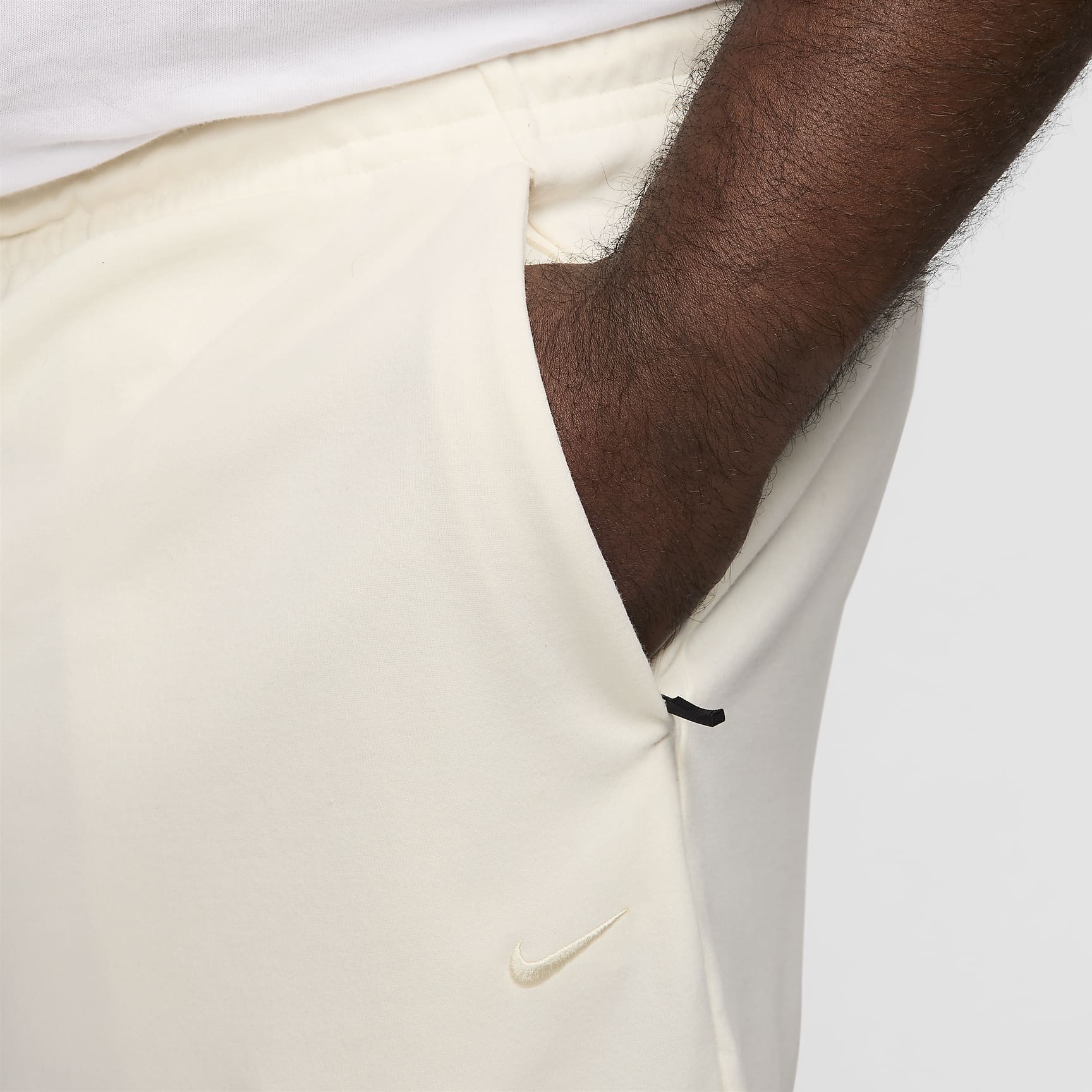 Nike Primary Fleece Men's 7" Dri-FIT UV Unlined Performance Shorts