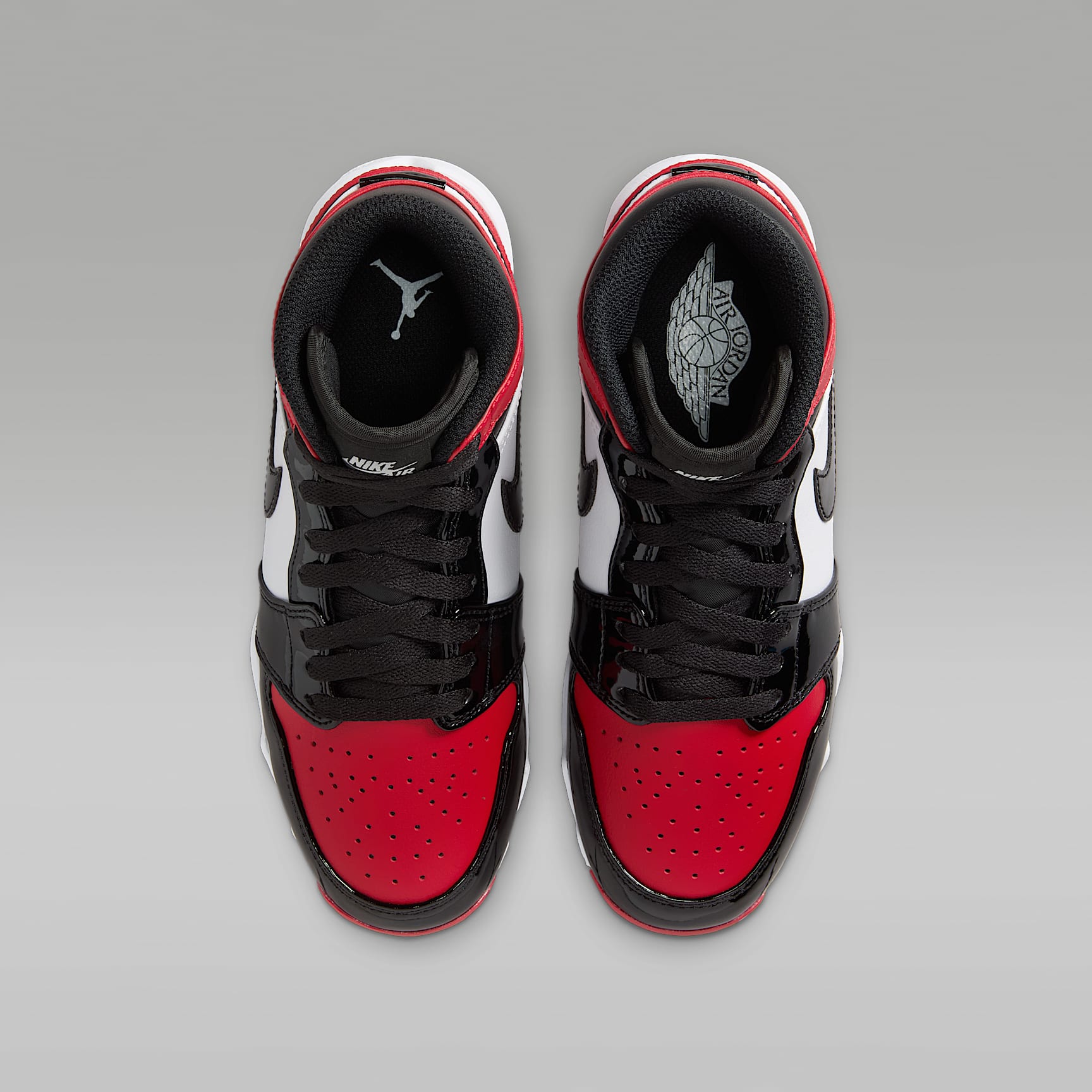 Jordan 1 Mid Little/Big Kids' Cleats