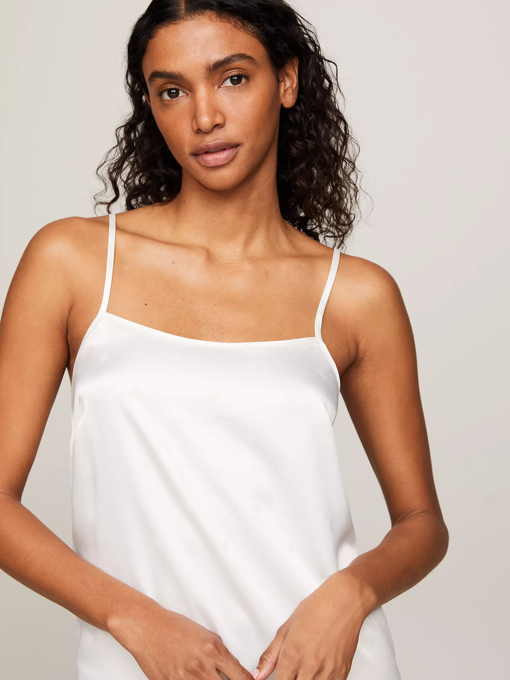 Женская одежда для сна Tommy Hilfiger, Ночная рубашка с жаккардовым узором Monogram