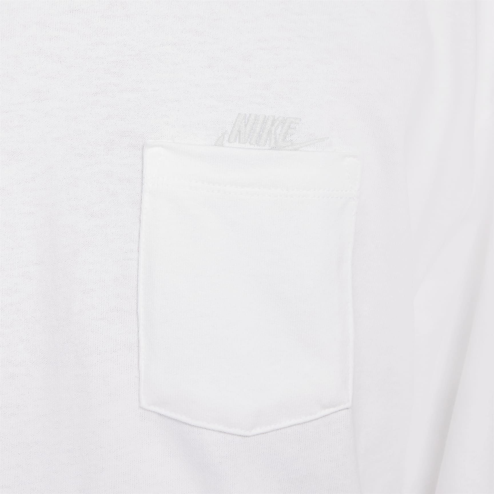 Nike Sportswear Premium Essentials Men's Long-Sleeve Pocket T-Shirt