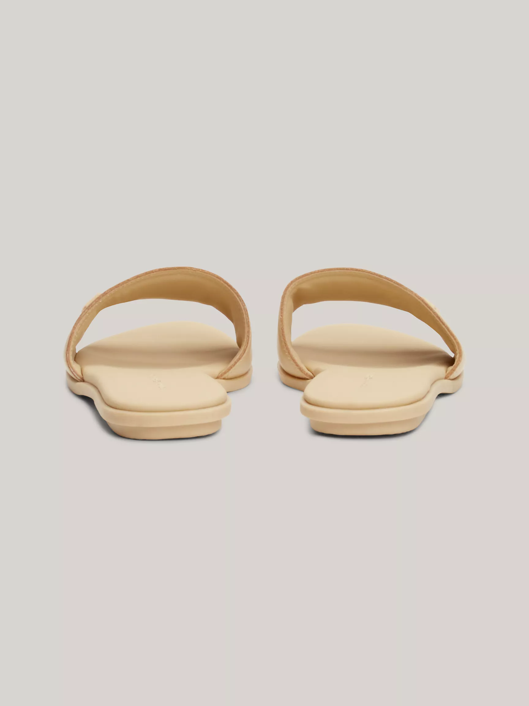 Женские сандалии Tommy Hilfiger, Кожаные сандалии с логотипом TH