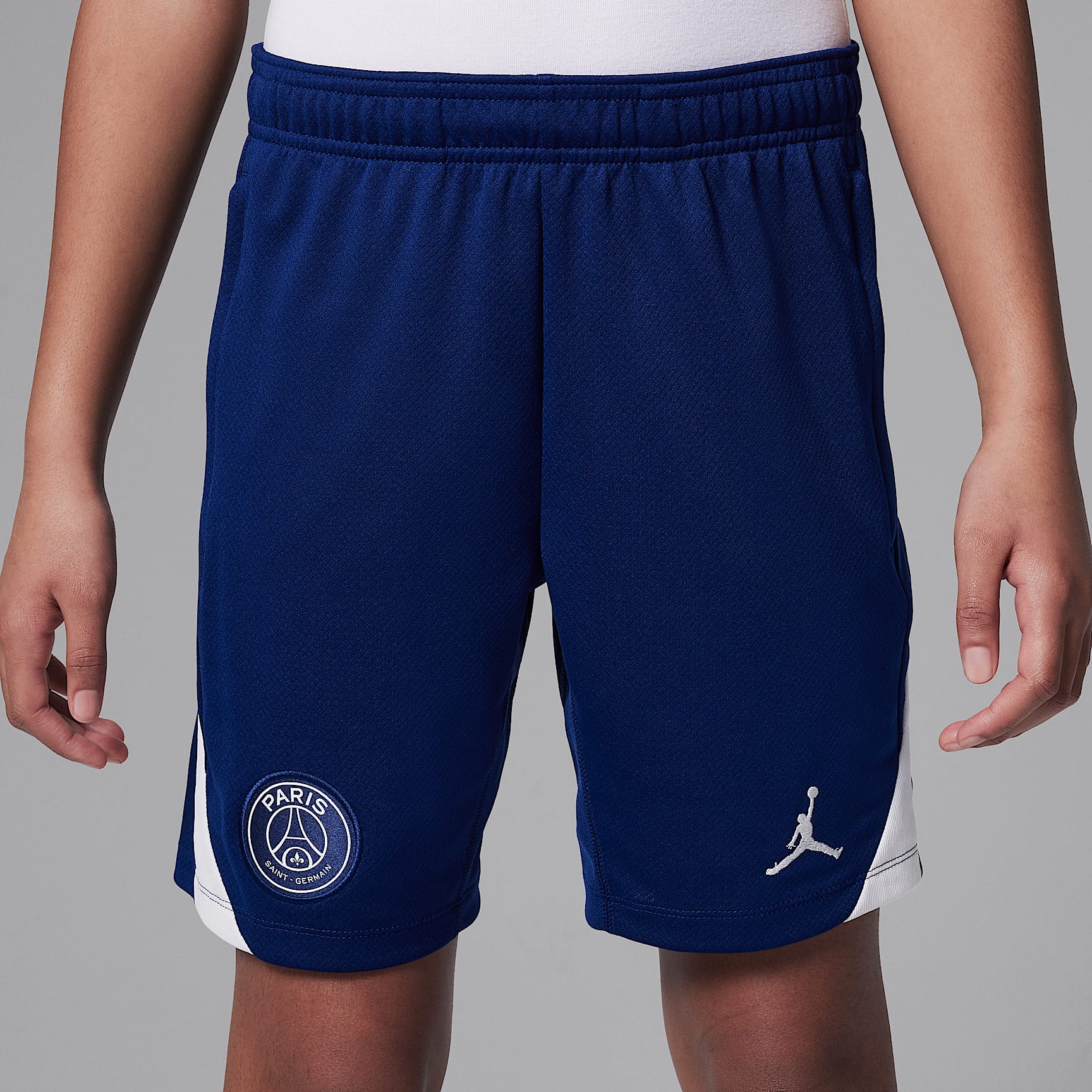 Paris Saint-Germain Strike Fourth Big Kids' Jordan Dri-FIT Soccer Knit Shorts