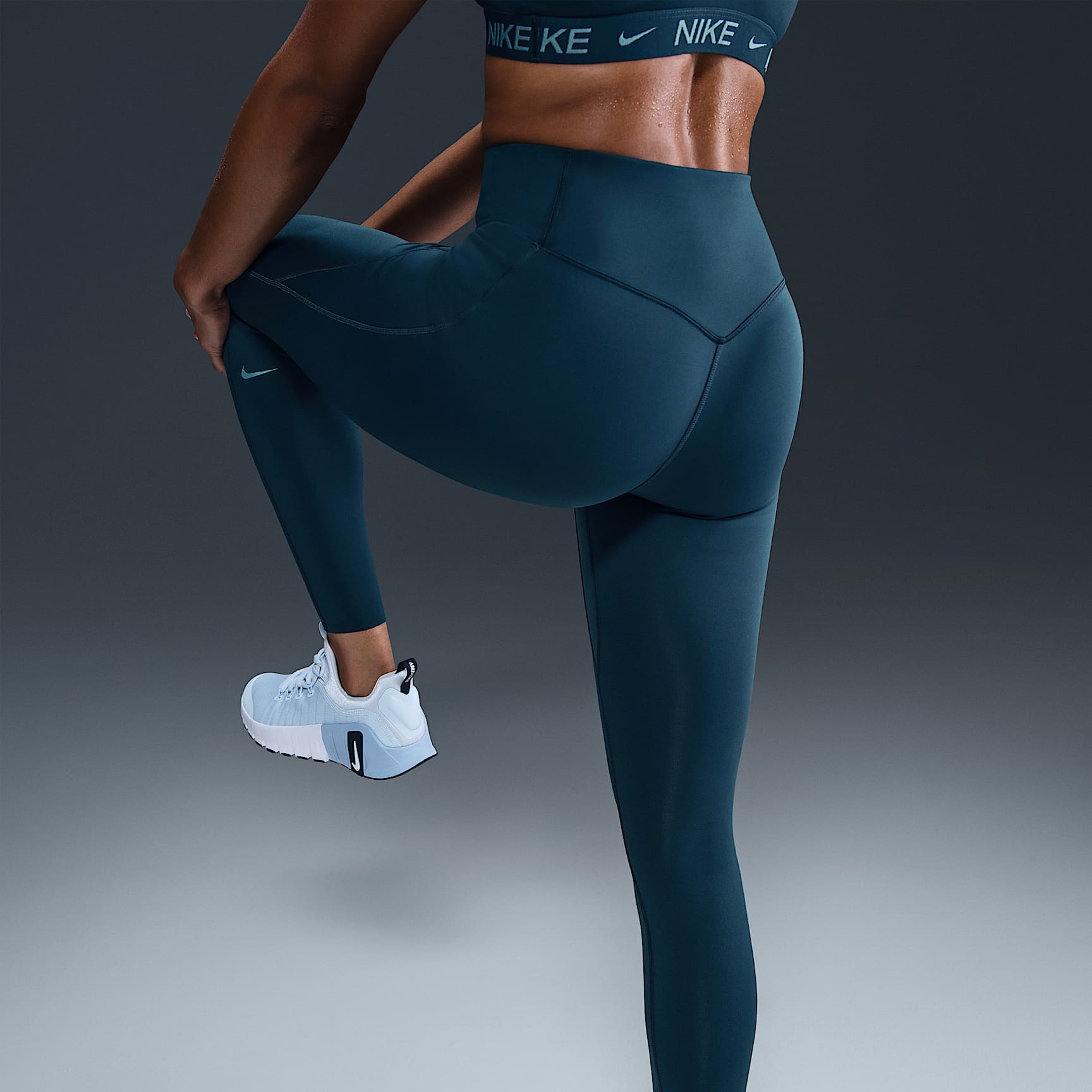 Nike Universa Women's Medium-Support High-Waisted Full-Length Leggings with Pockets