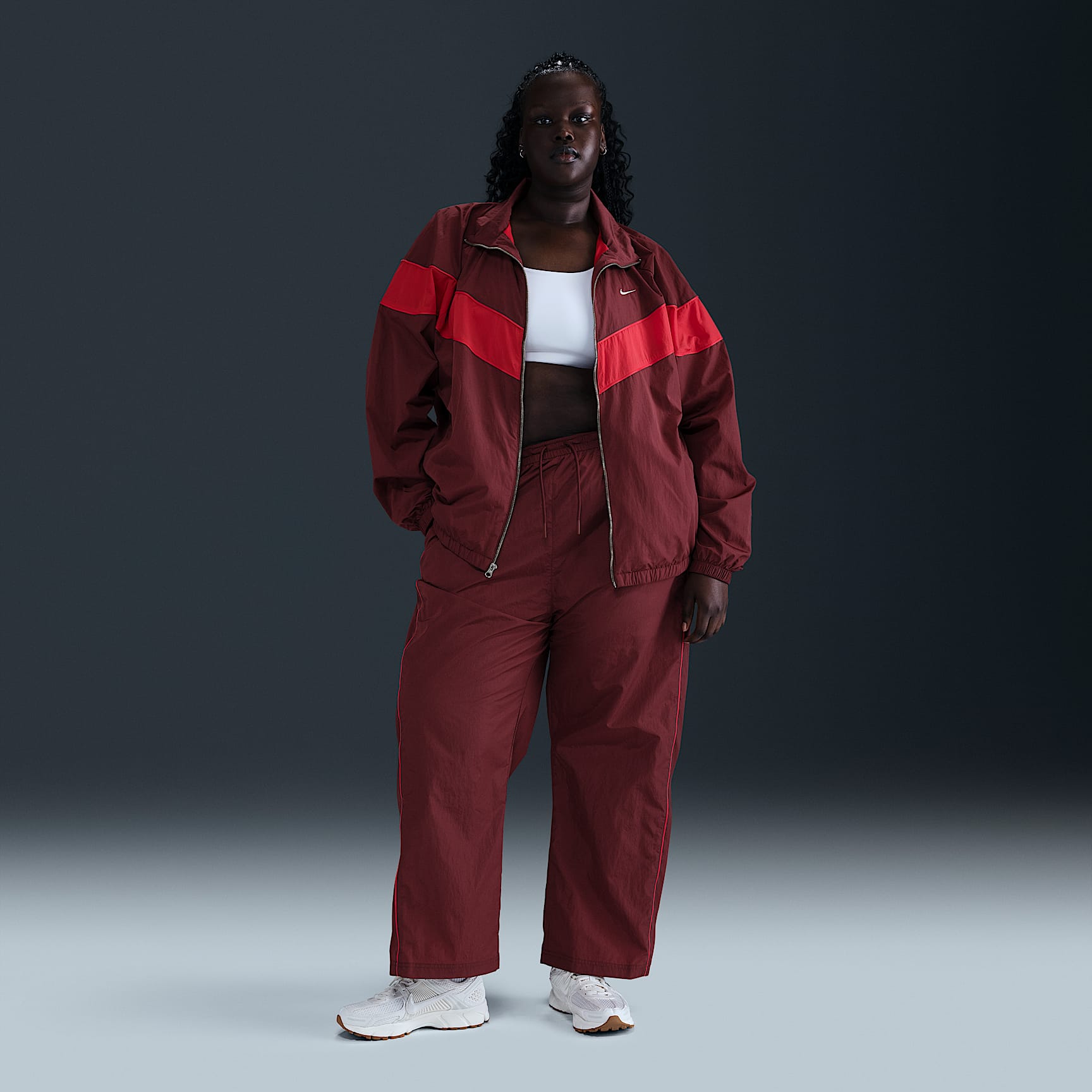 Nike Windrunner Women's Loose UV Woven Full-Zip Jacket (Plus Size)