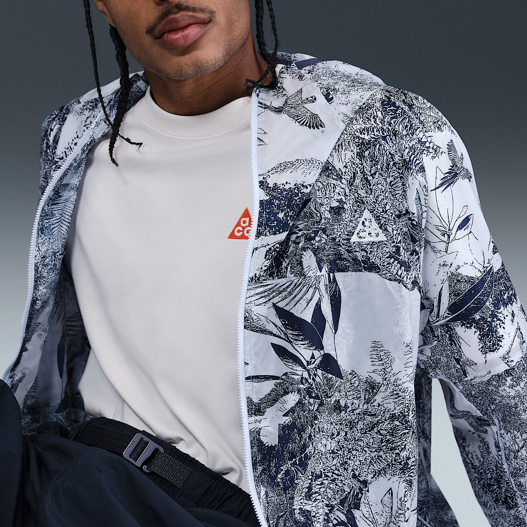 Nike ACG "Cinder Cone" Men's Windproof Jacket