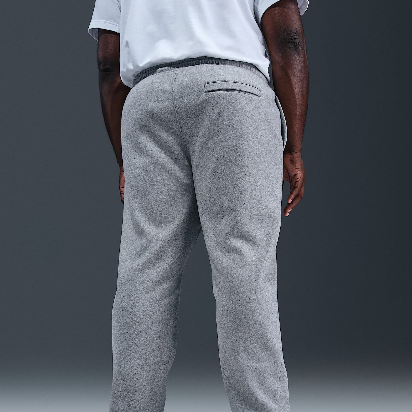 Nike Club Men's Cuffed Brushed Fleece Pants